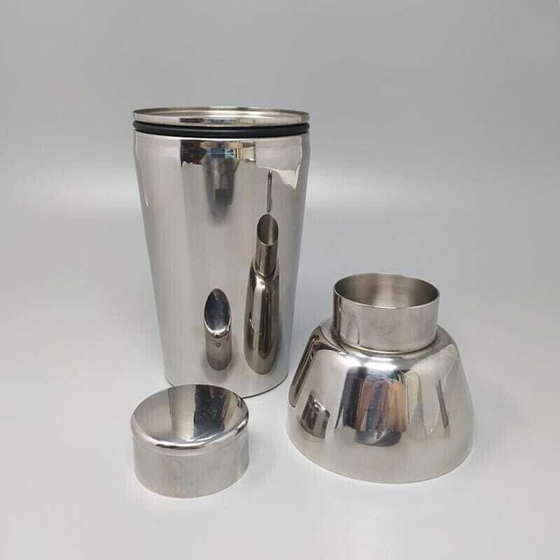 1970s Astonishing Cocktail Shaker By Guy Degrenne In Stainless Steel. Made In France photo Home Decor