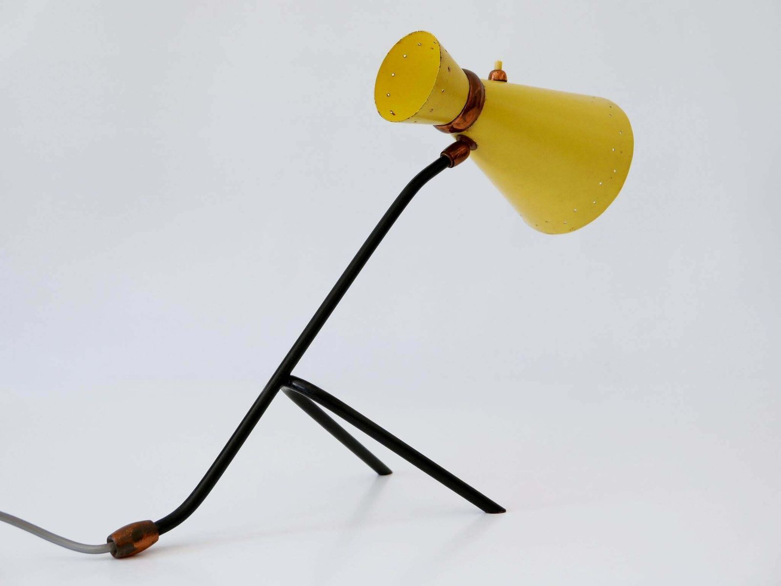 photo vintage Rare And Lovely Mid Century Modern Diabolo Table Lamp Desk Light Italy 1960s