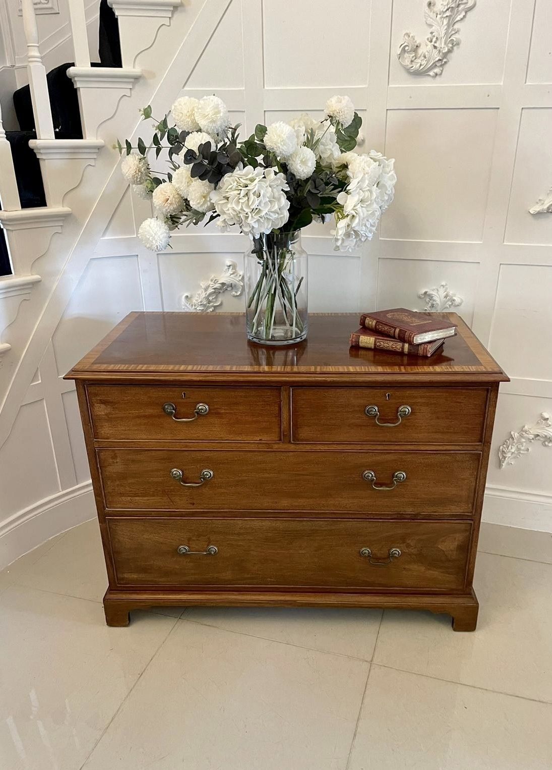 photo furniture Antique 19th Century Quality Mahogany Chest Of 4 Drawers