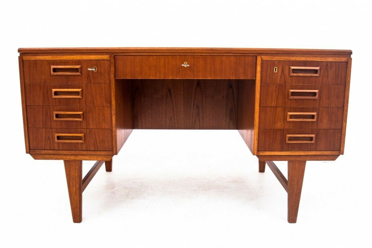 Teak Desk, Denmark, 1960s. After Restoration. photo furniture