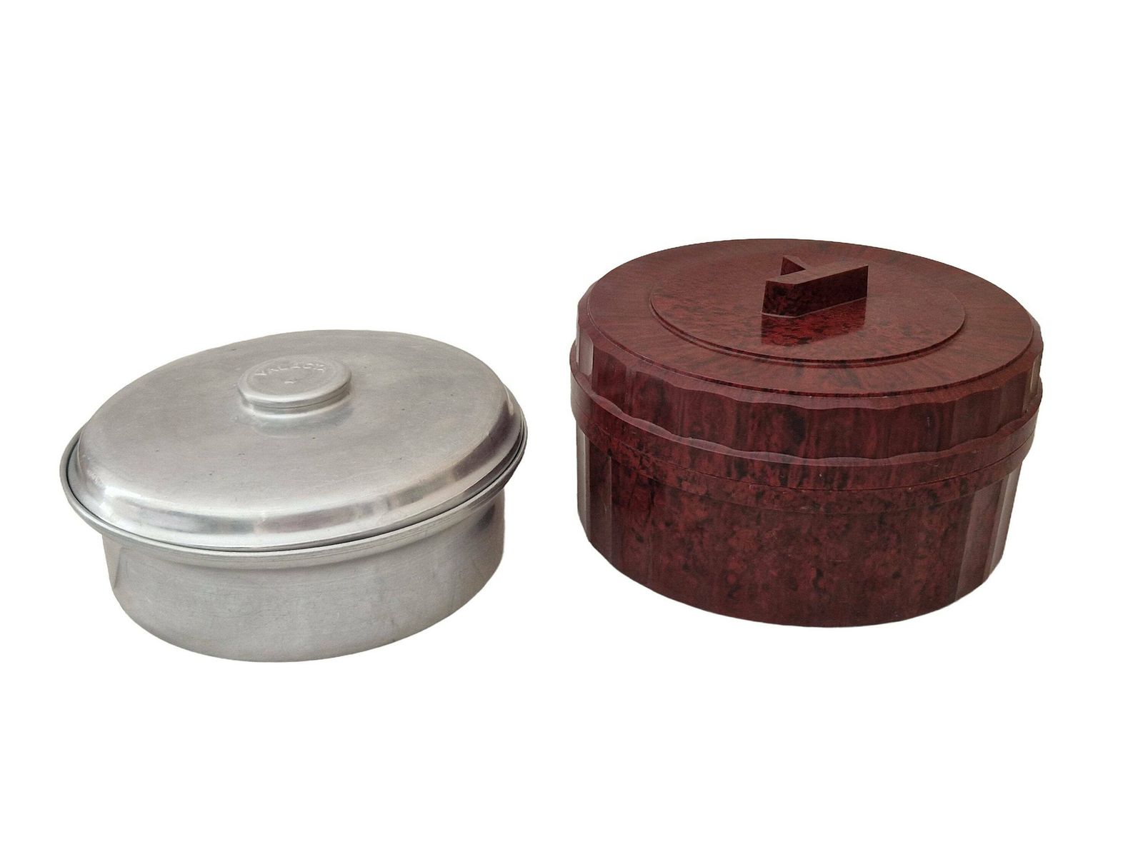 French Yalacta Yogurt Maker With Ceramic Pots And Art Deco Bakelite Casing photo vinterior