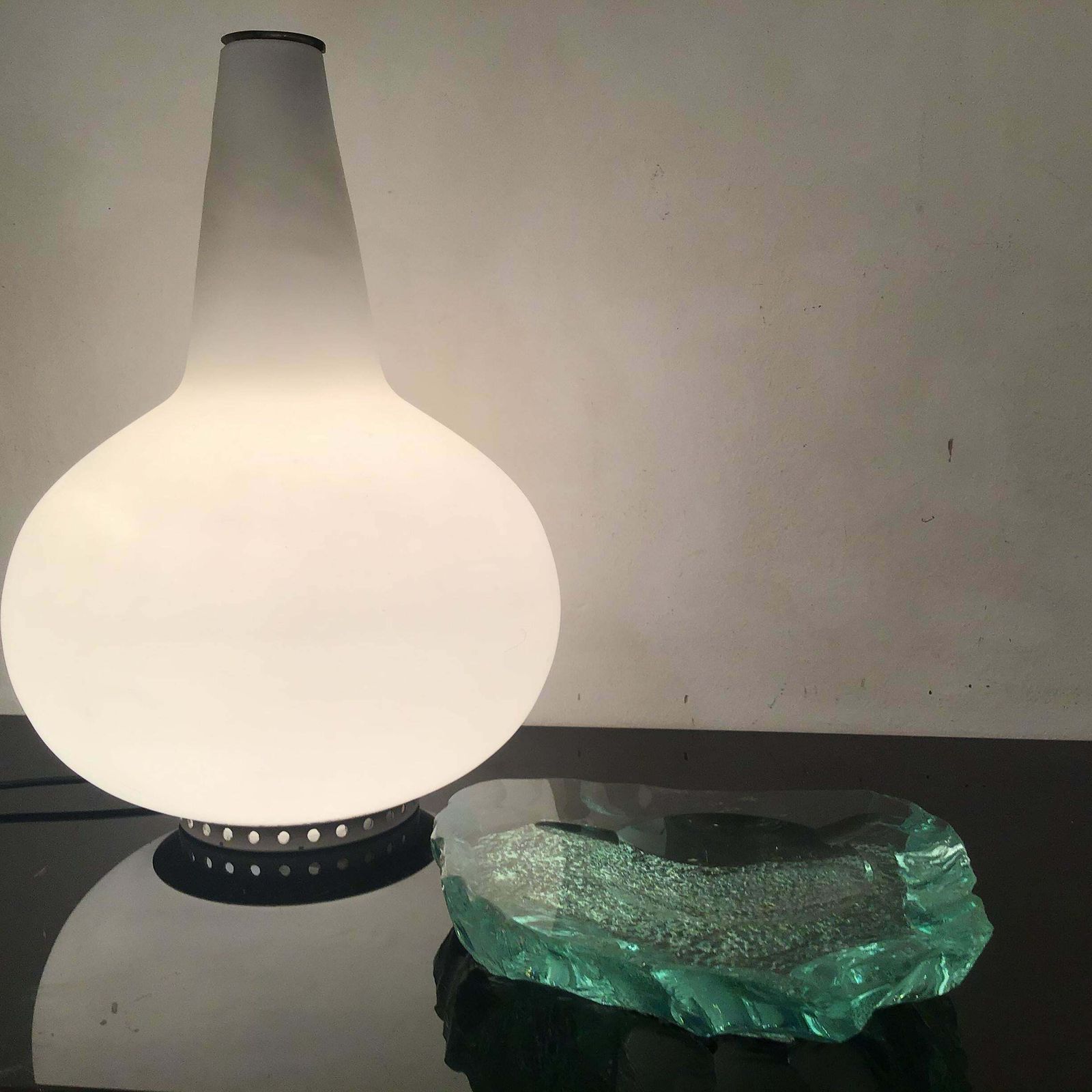 Fontana Arte Table Lamp Brass Opaline Glass 1960 Italy photo vintage