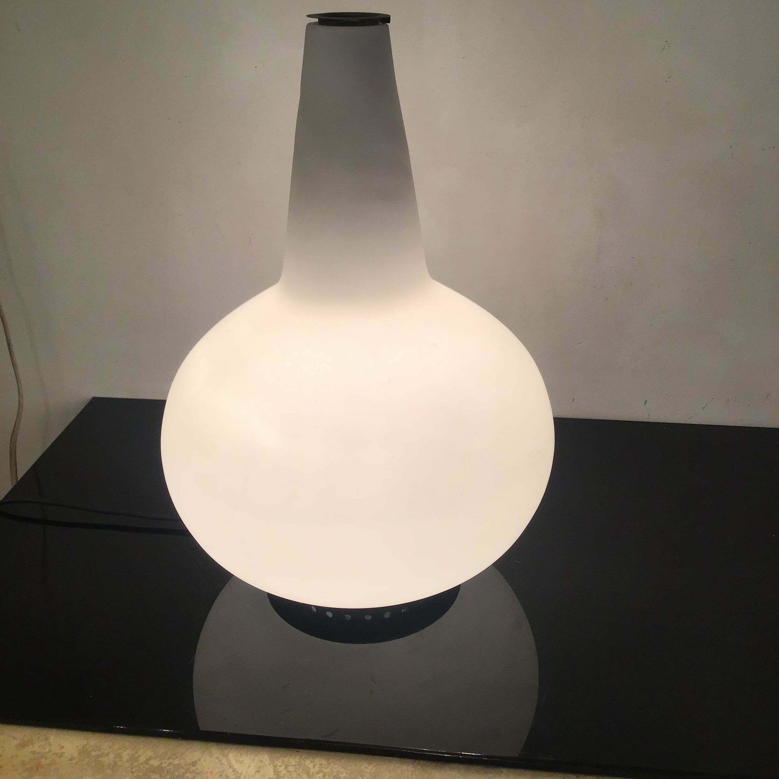 Lighting Fontana Arte Table Lamp Brass Opaline Glass 1960 Italy photo