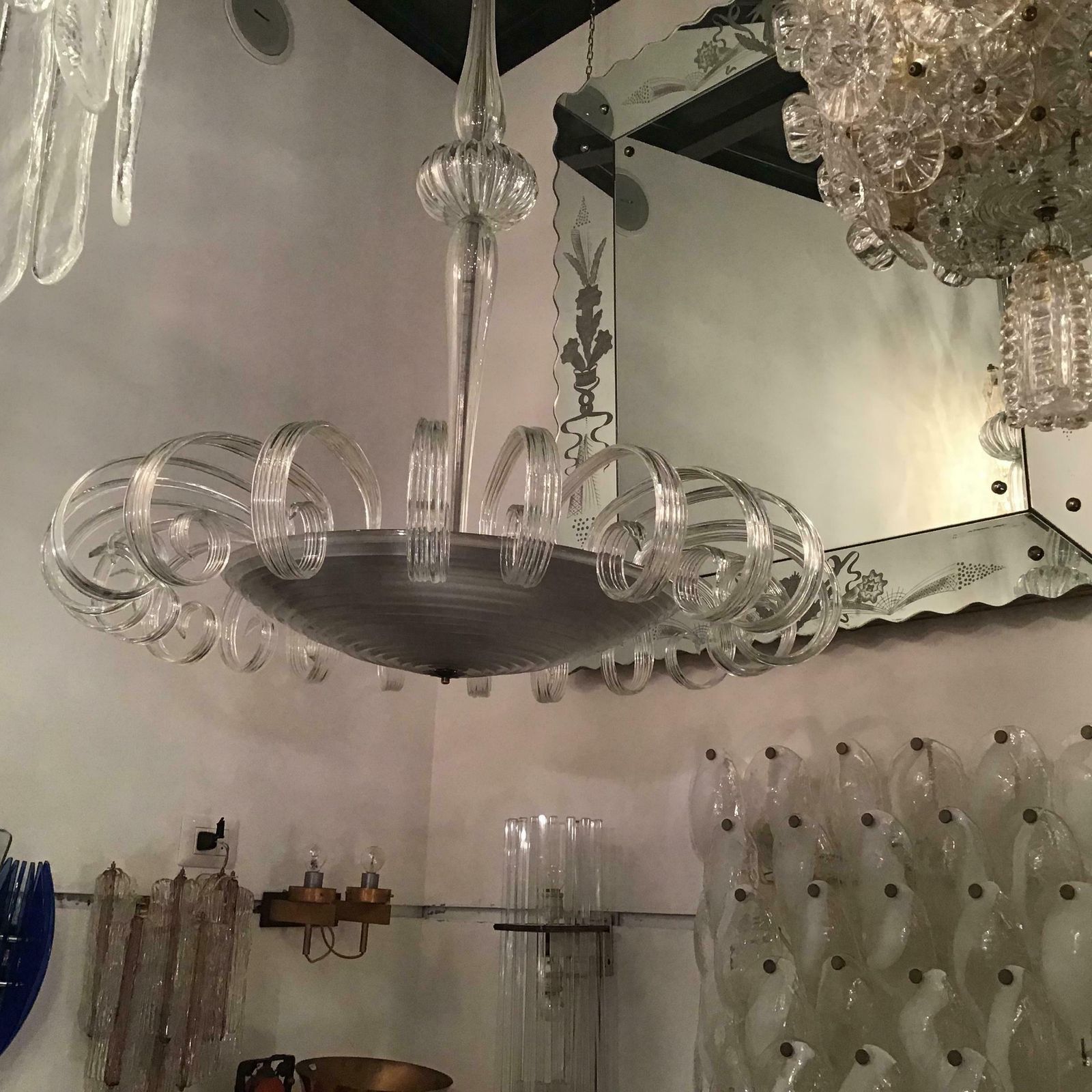 photo furniture Venini Chandelier Murano Glass 1930 Iron Structure And Wood Italia