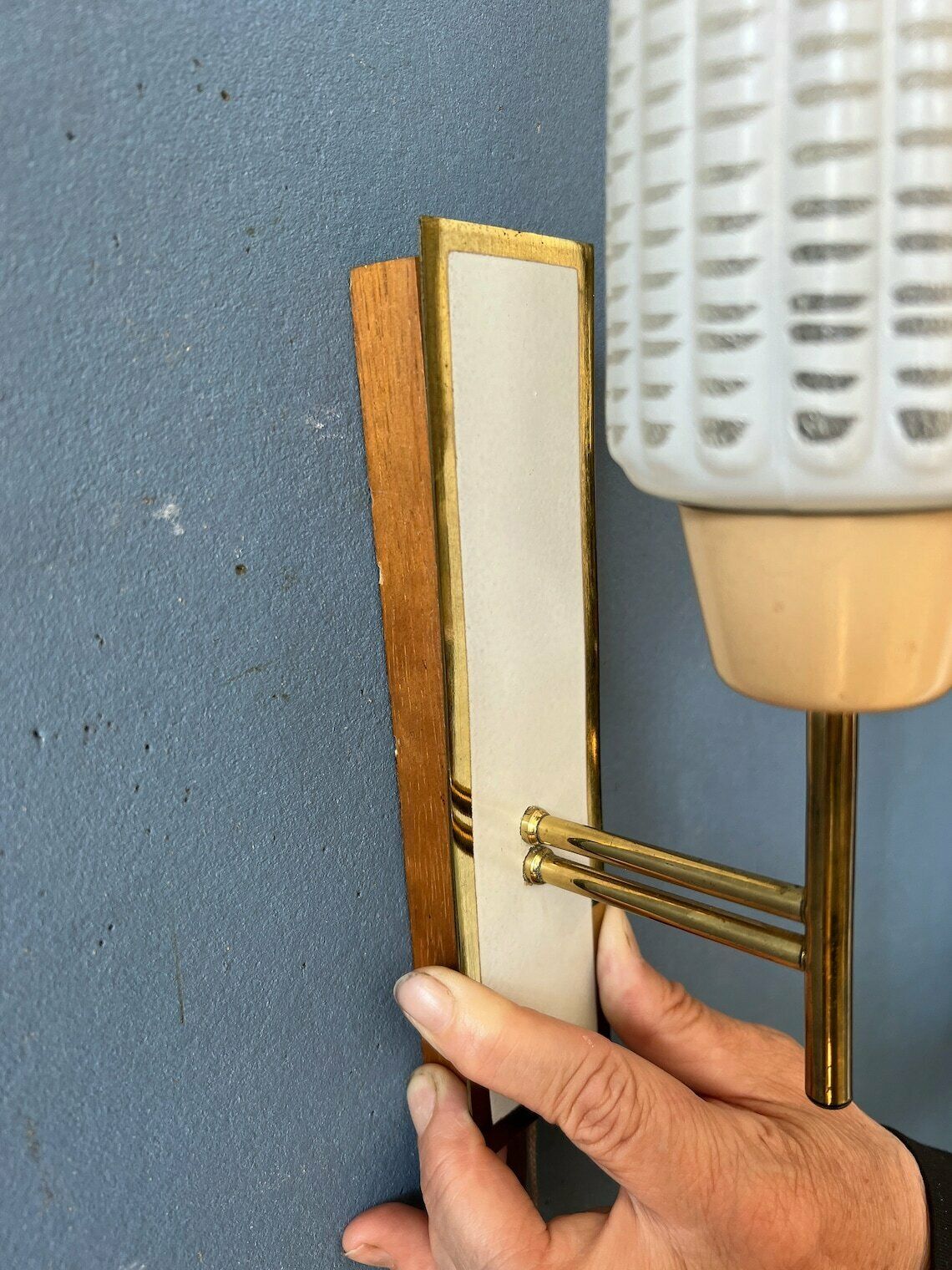 photo furniture Mid Century Wandlamp | Glazen Wandlamp | Scandinavische Lichtarmatuur