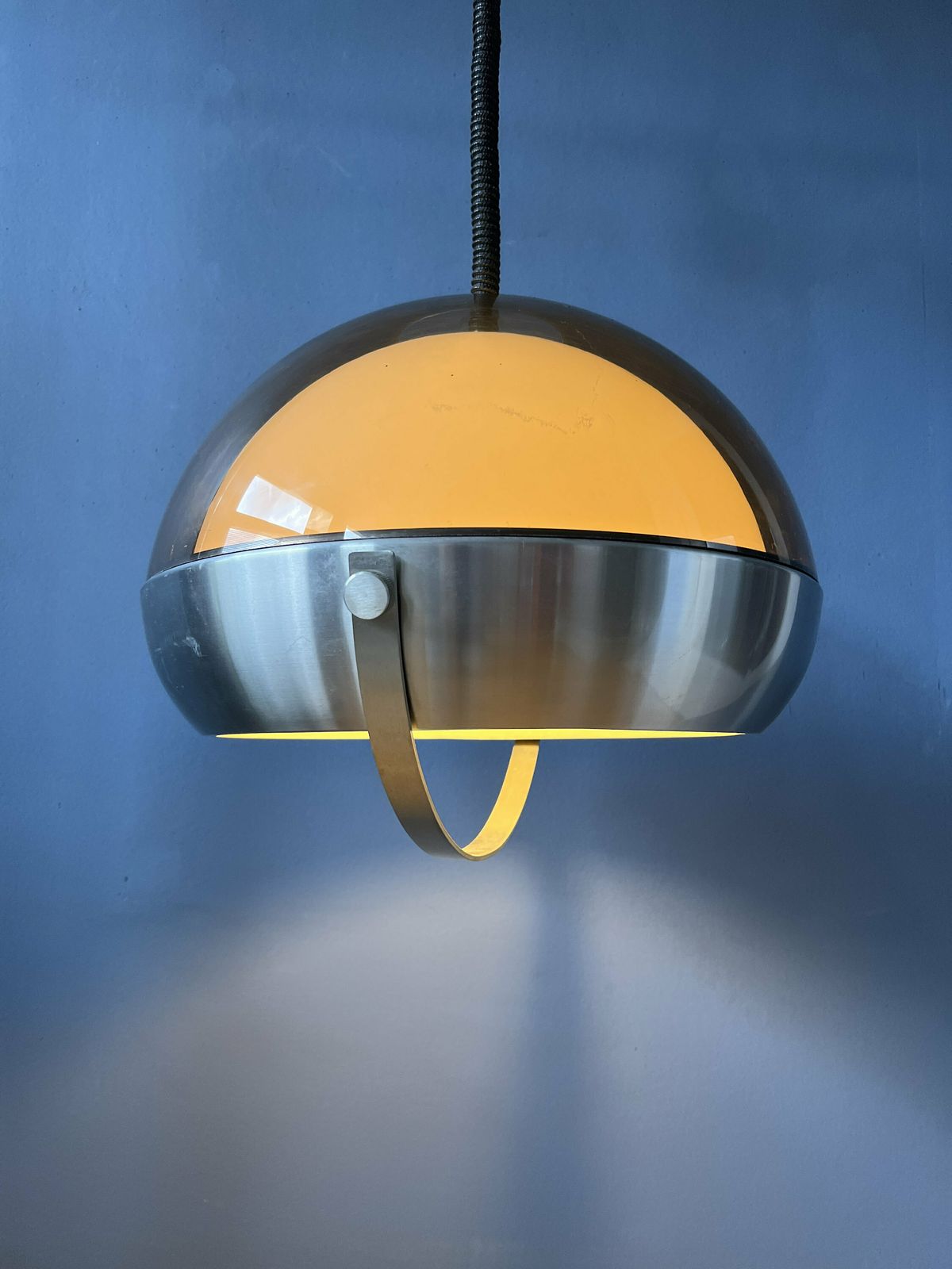 Mid Century Space Age Hanglamp | Lakro Hanglamp | Jaren 70 Op En Neerlamp photo for sale