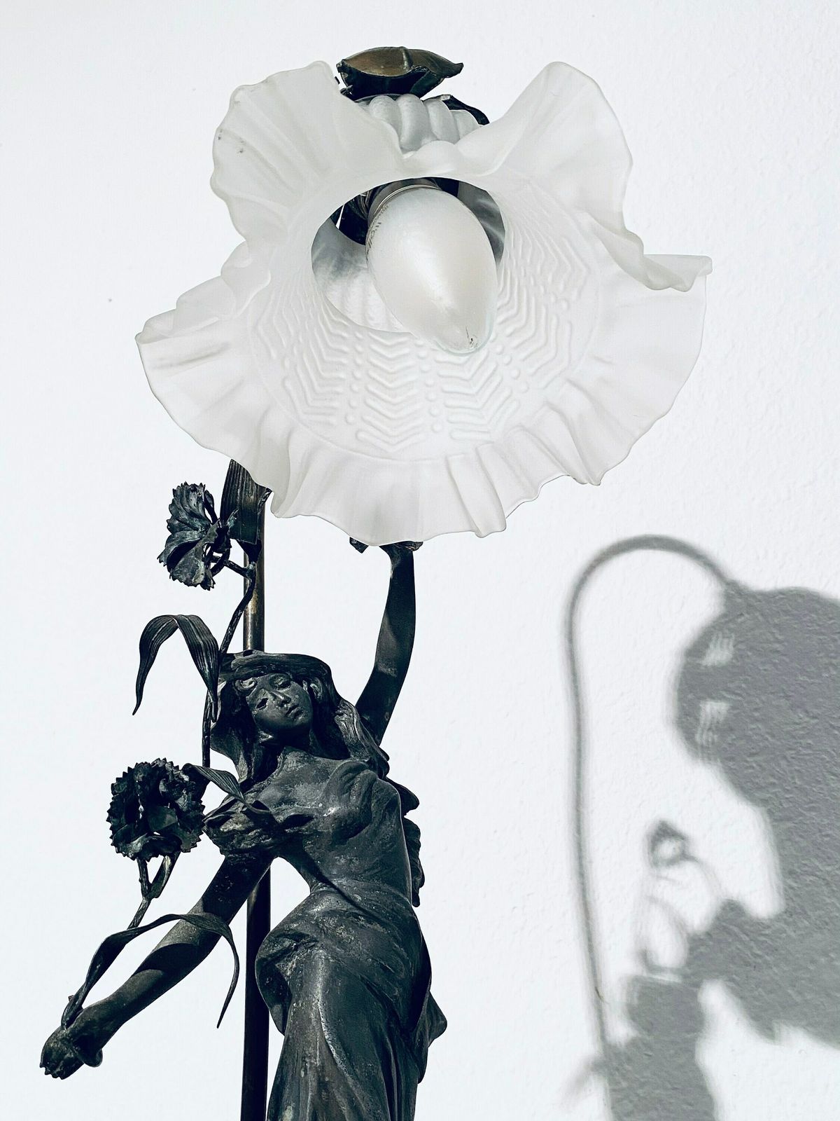 Antique Art Nouveau Table Lamp Woman Figurine Flower Lamp Shade / 1900s France photo Lighting