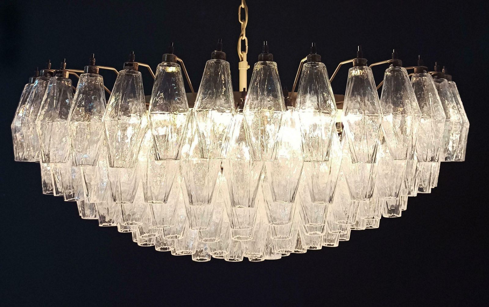 photo vintage Beautiful Murano Glass Chandeliers   185 Iridescent Glasses
