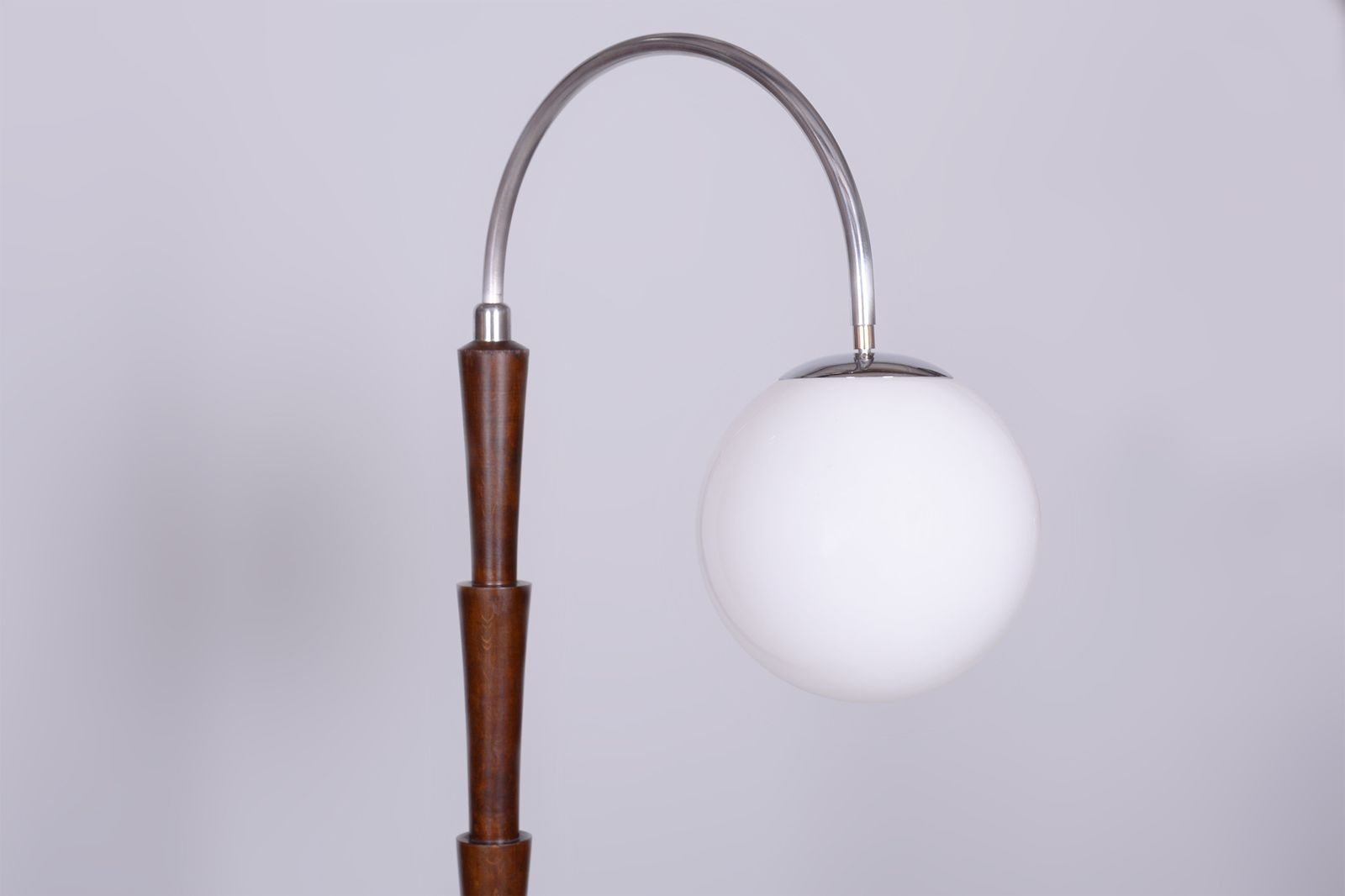 Restored Czech Cubism Floor Lamp, Beech, Chrome Plated Steel, Czechia, 1920s photo 1650.0