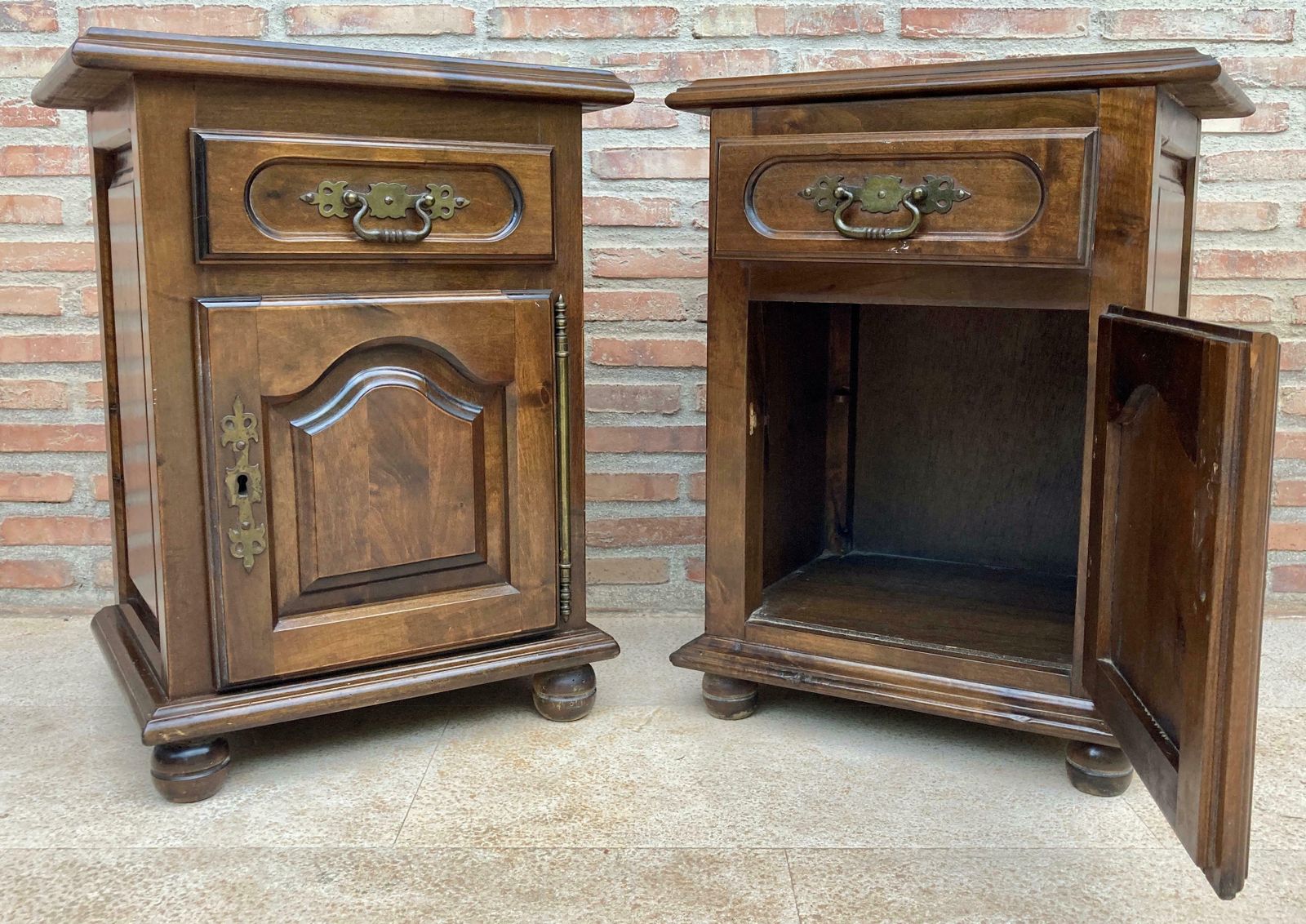 20th Spanish Nightstands With Drawer & Bronze Details, 1920, Set Of 2 photo Furniture