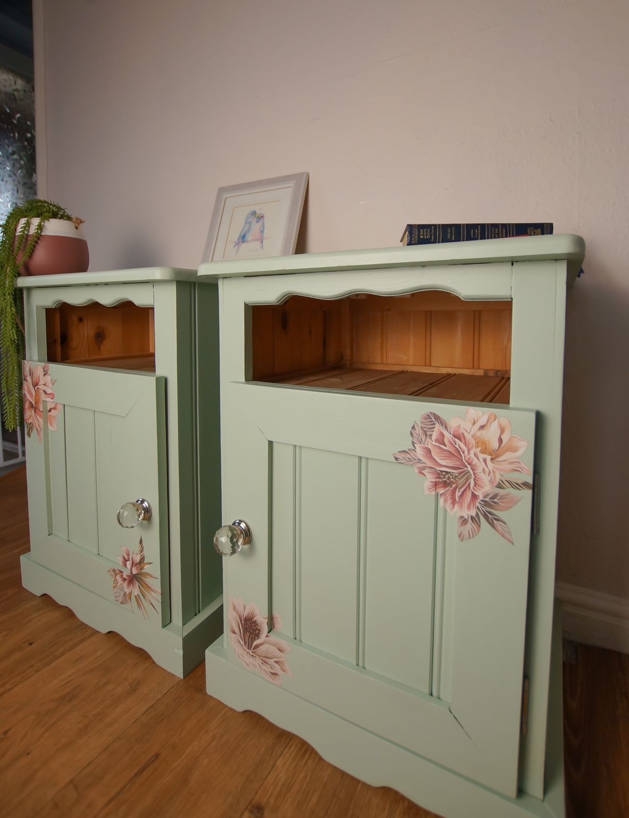 275.0 Floral Bedside Tables photo