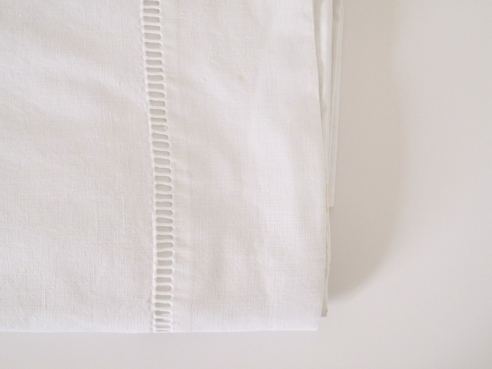 French Linen Sheet Antique Linen, Oval Monogrammed "Rc" Queen Size Excellent Condition photo vinterior