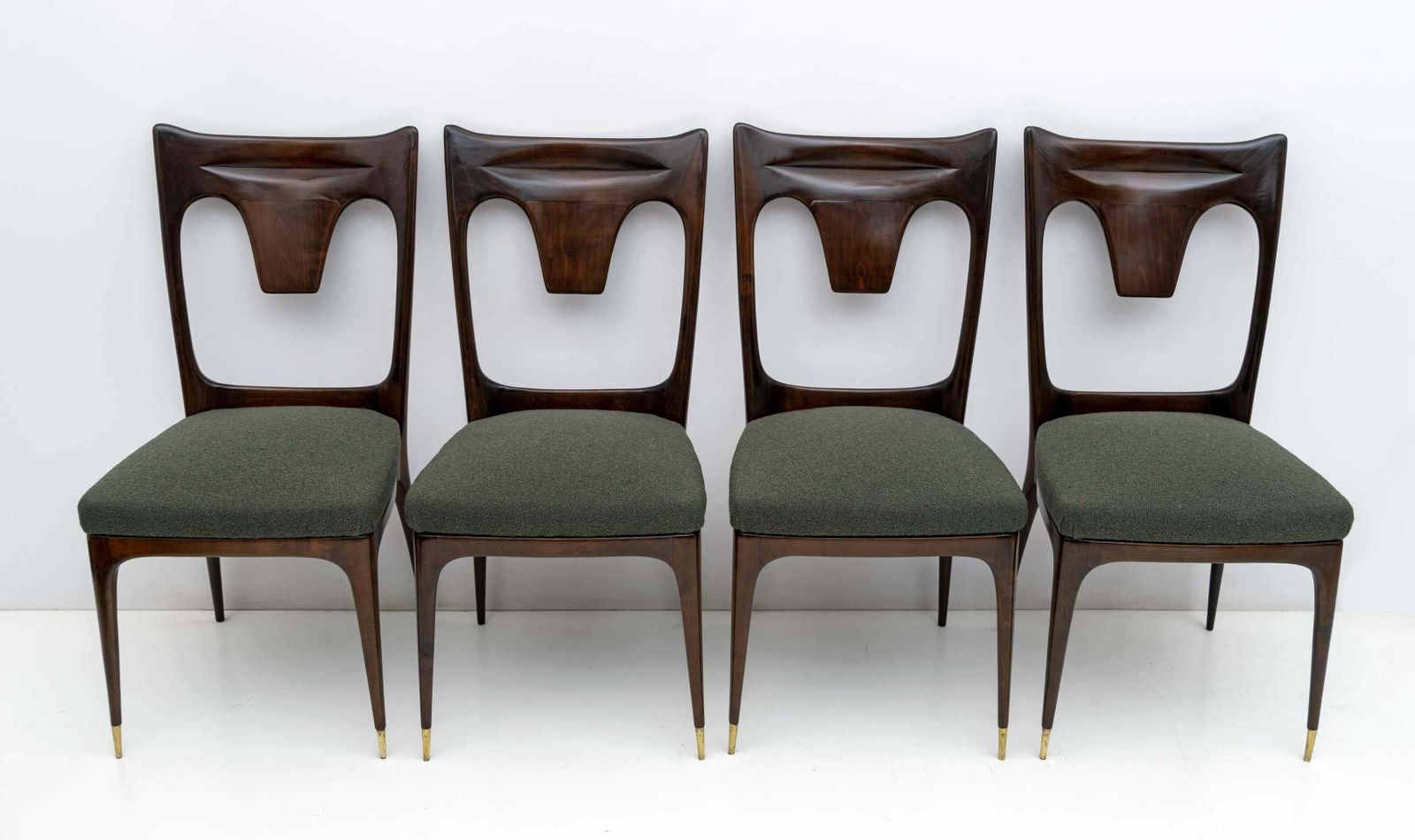 Ico & Luisa Parisi Midcentury Modern Italian Walnut And Bouclè Dining Chairs 50s photo vintage