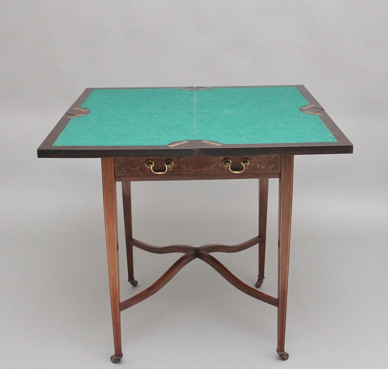Early 20th Century Mahogany And Inlaid Card Table photo vinterior