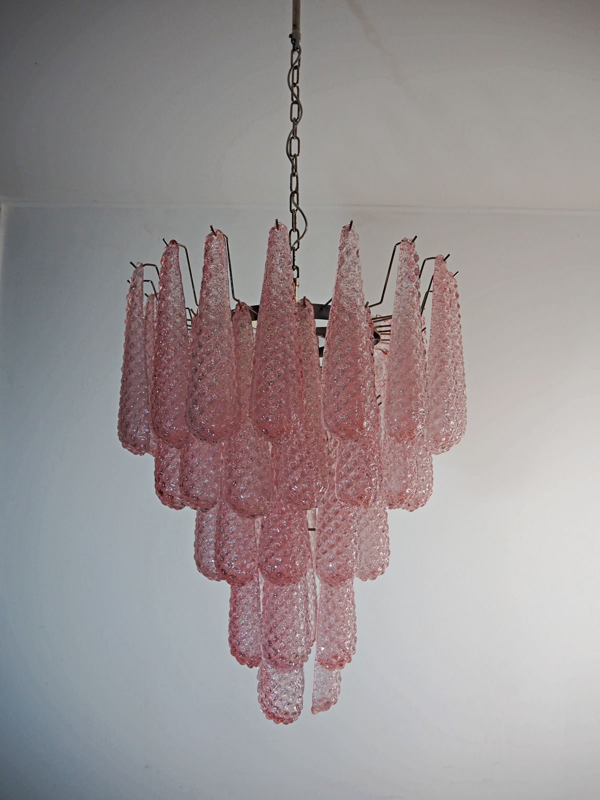 1440.0 Huge Italian Vintage Murano Chandelier 52 Pink Glass Petals Drop photo