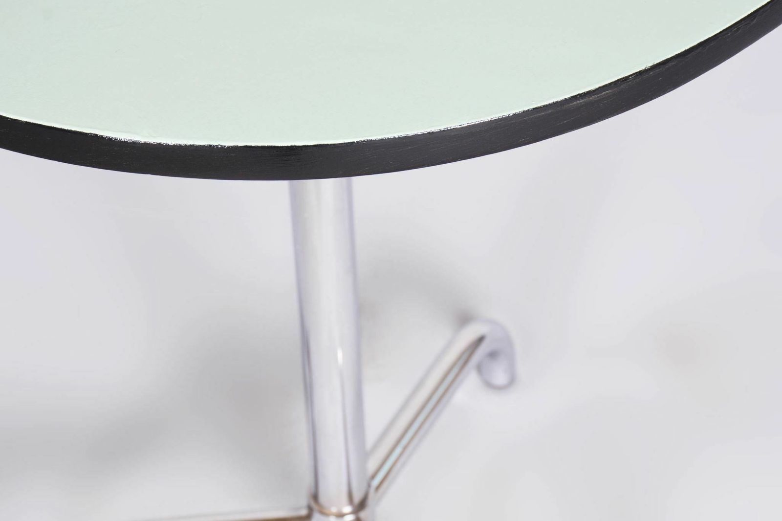 Restored Bauhaus Coffee Table, Adjustable Height, Hynek Gottwald, Chrome Plated Steel, Czechia, 1930s photo vinterior