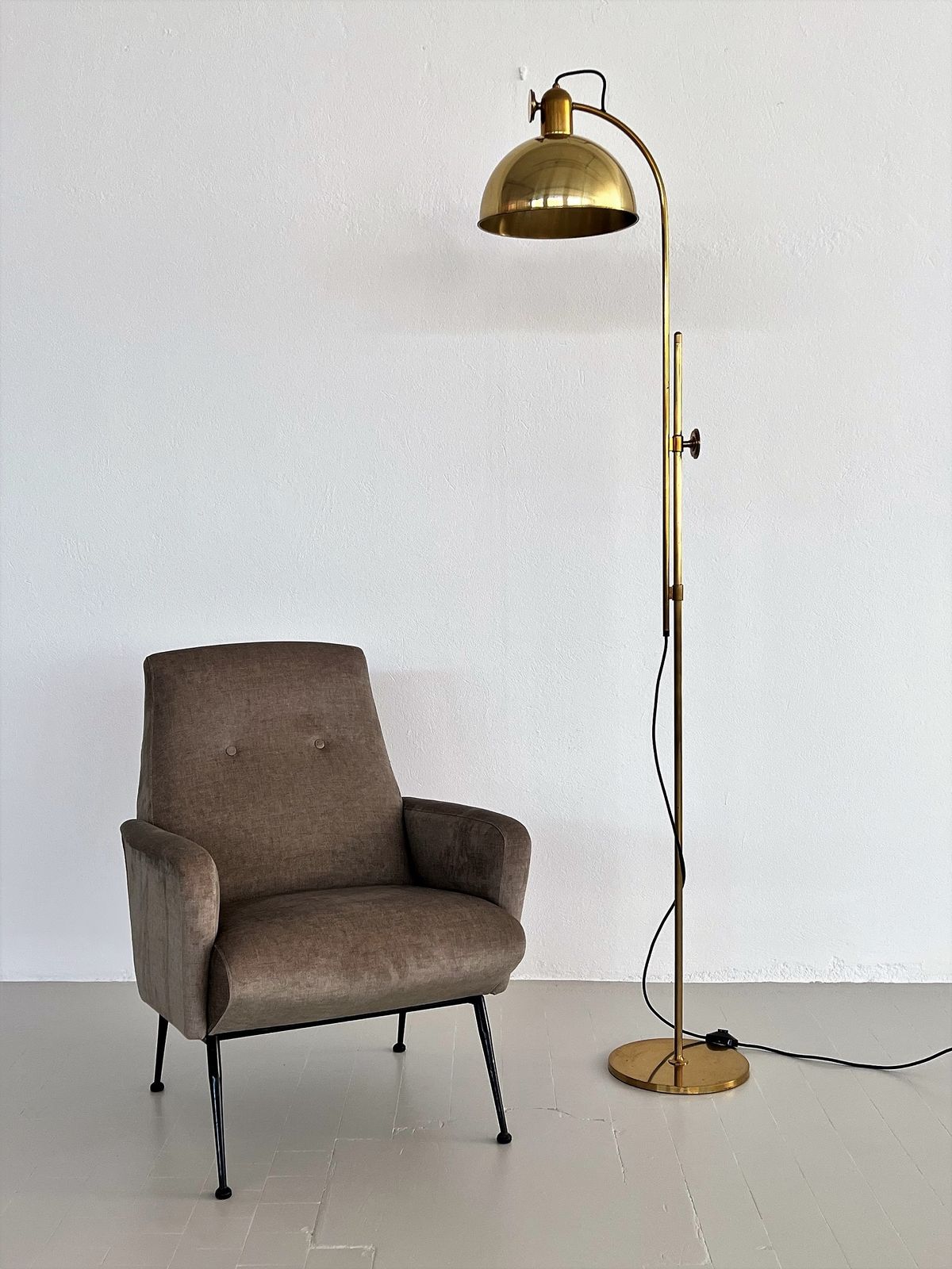 Florian Schulz Mid Century Adjustable Floor Lamp In Full Brass, 1970s photo for sale