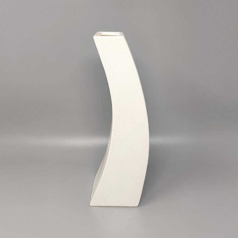 1970s Gorgeous White Space Age Vase In Ceramic By Franco Pozzi. Made In Italy photo Home Decor
