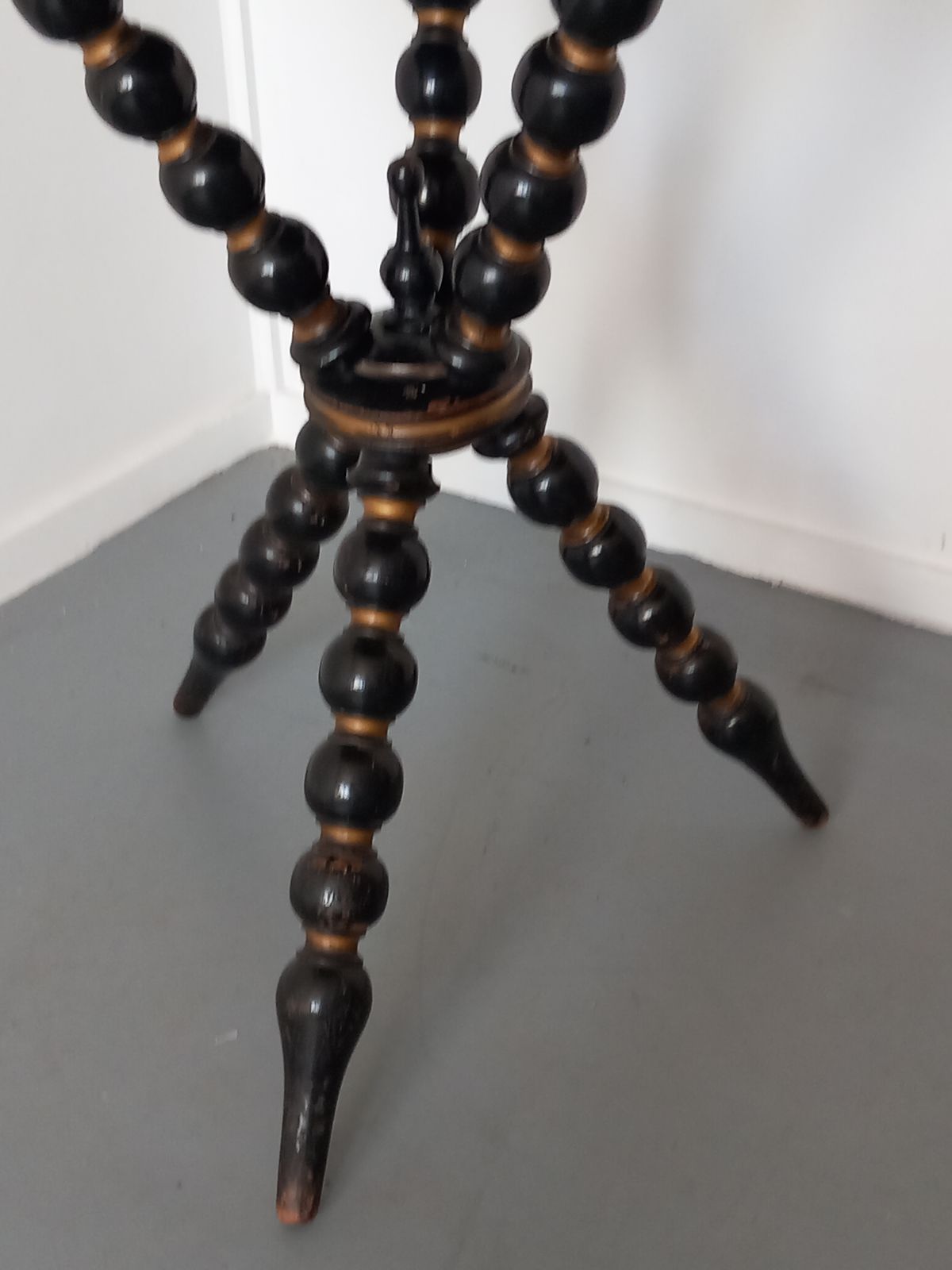 A Gypsy Table, 1800s, Antique photo furniture