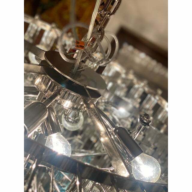 photo vinterior Contemporary Transparent And Ligh Blue Triedro Murano Glass Chandelier