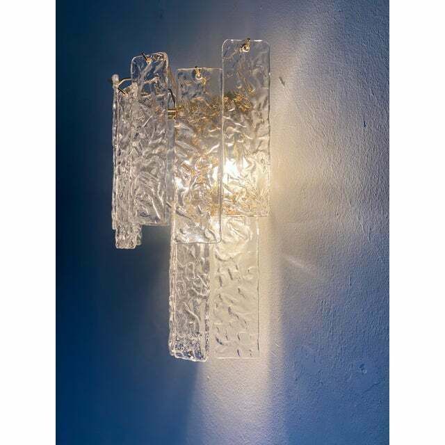 Pair Of Contemporary Hammered Strips ”Listelli” Murano Glass Wall Sconces photo vinterior