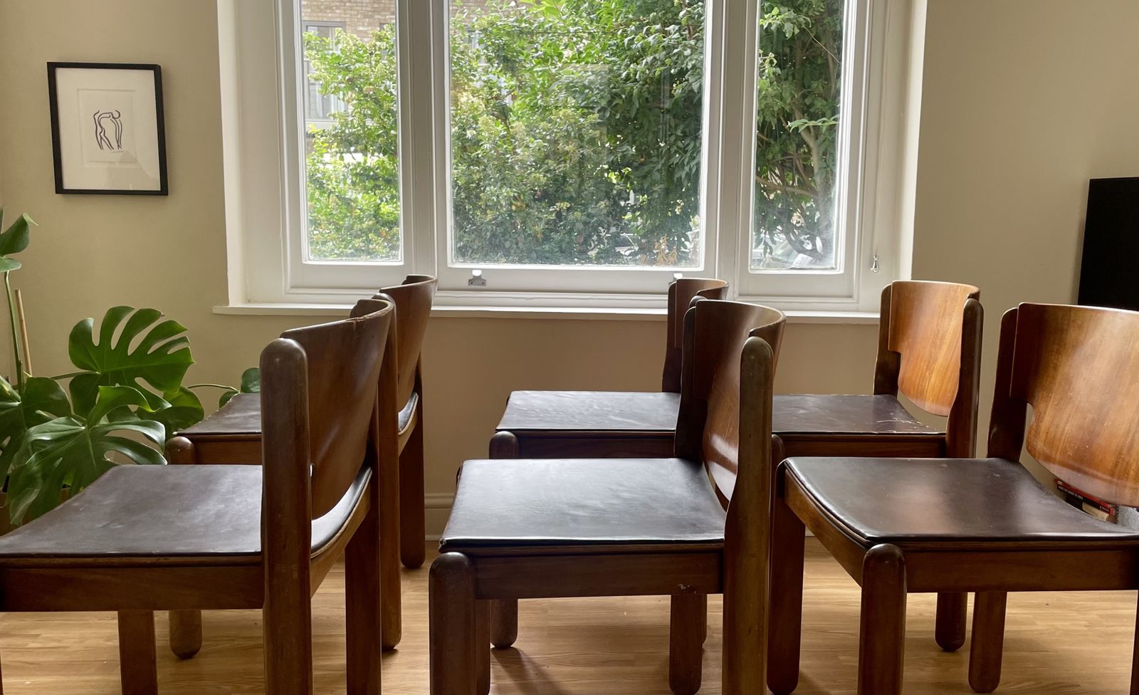 6 Vico Magistretti Chairs, Model 122, Cassina, Italy, 1960s photo buy