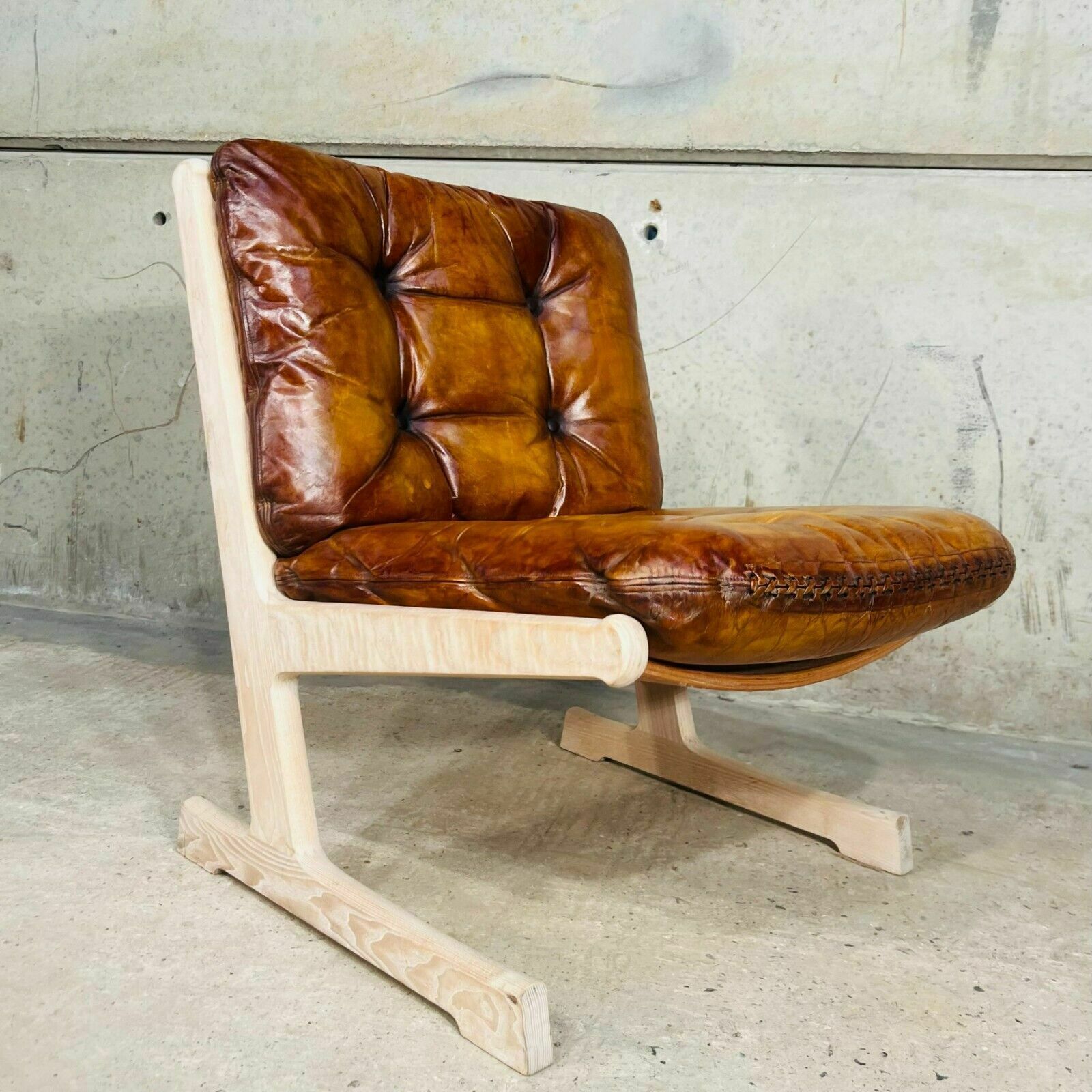 Super Stylish Danish Vintage Cado Lounge Chair Light Beech And Tan Leather photo buy