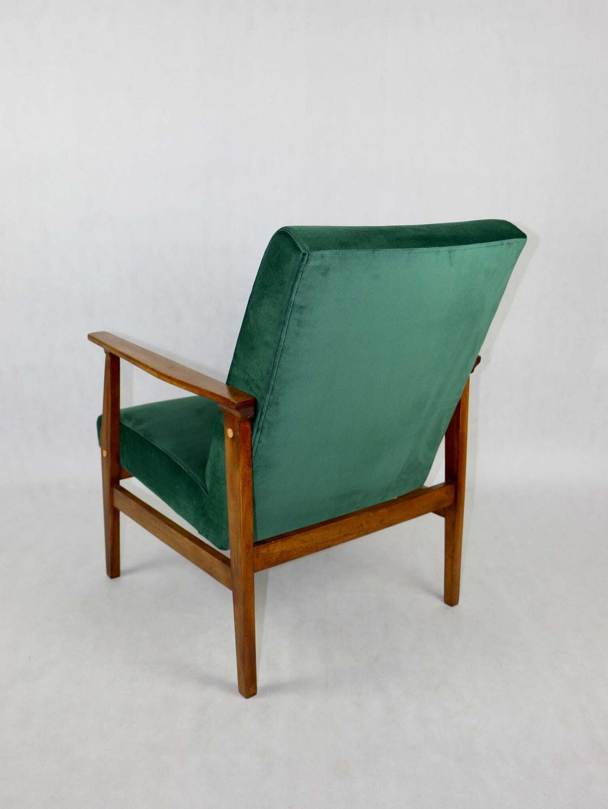 Classic Armchair Like Vintage Fox 70s Green Velvet   2 Pieces Available photo vinterior