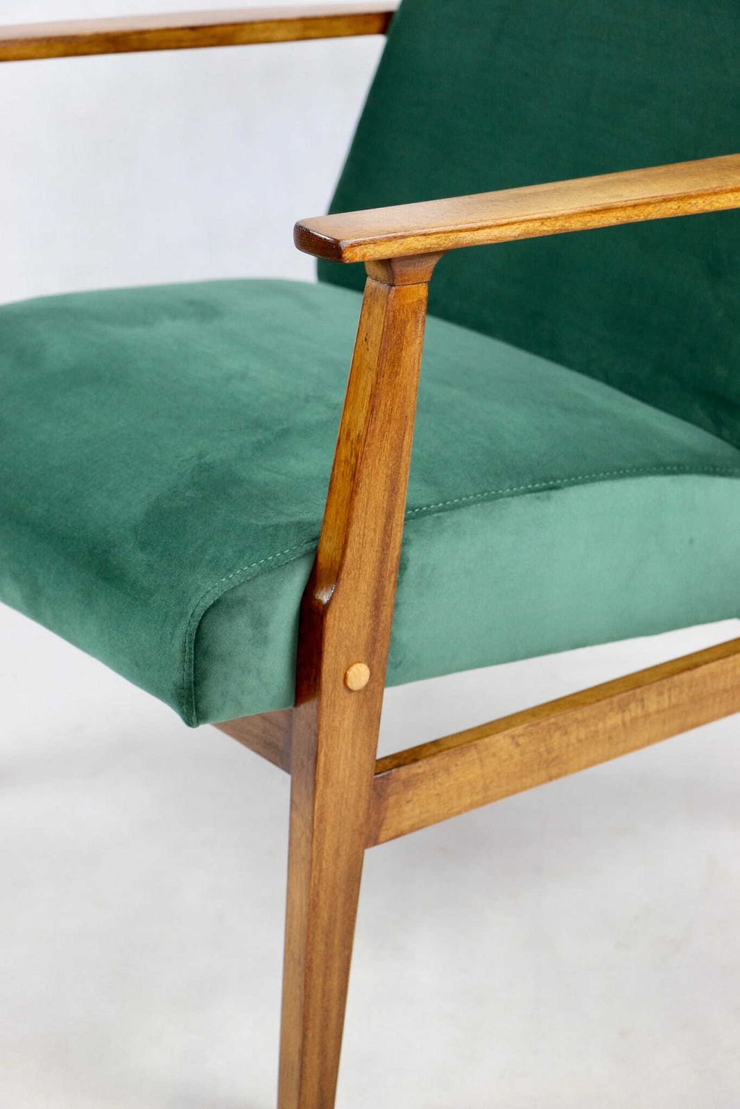 photo furniture Classic Armchair Like Vintage Fox 70s Green Velvet   2 Pieces Available