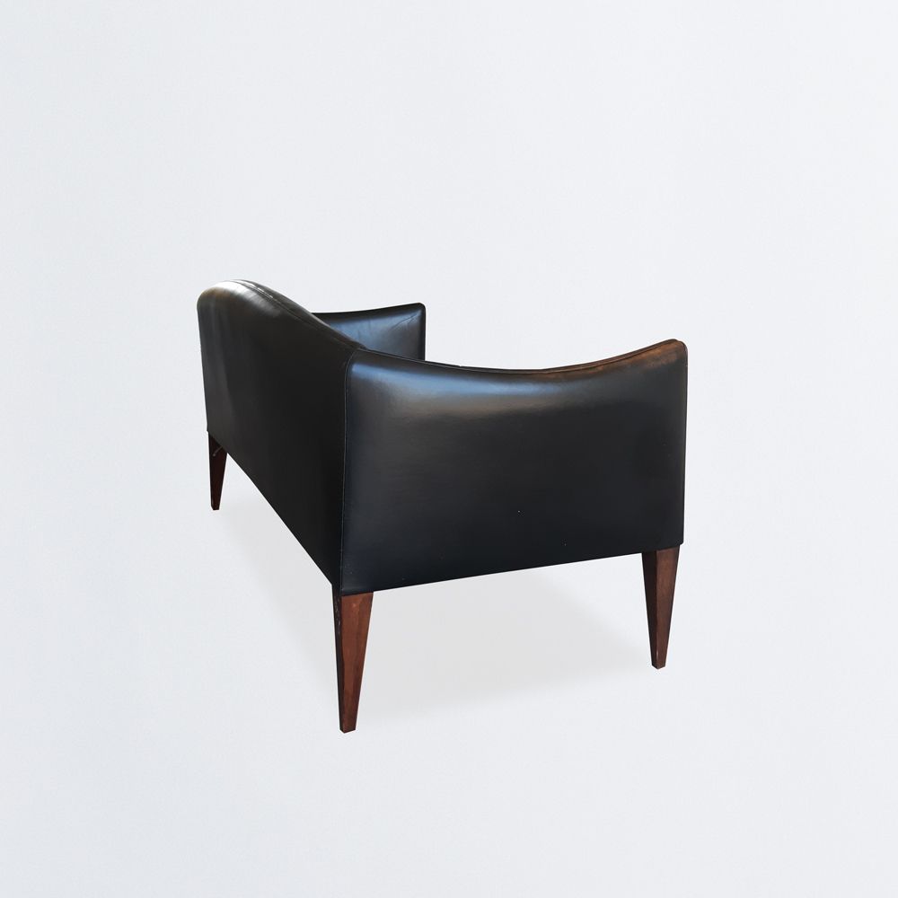 Illum Wikkelsø V12 Sofa photo for sale
