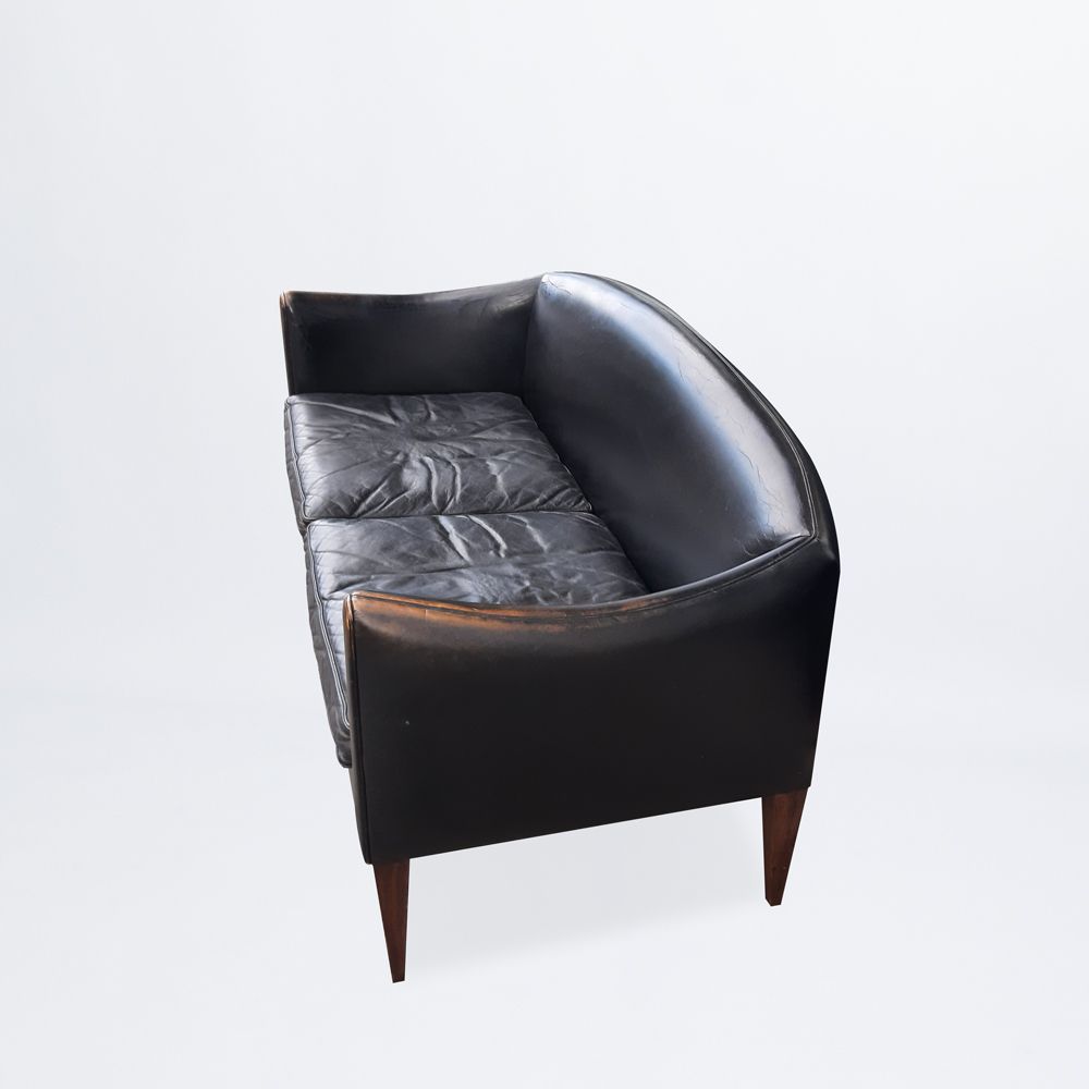Illum Wikkelsø V12 Sofa photo vintage