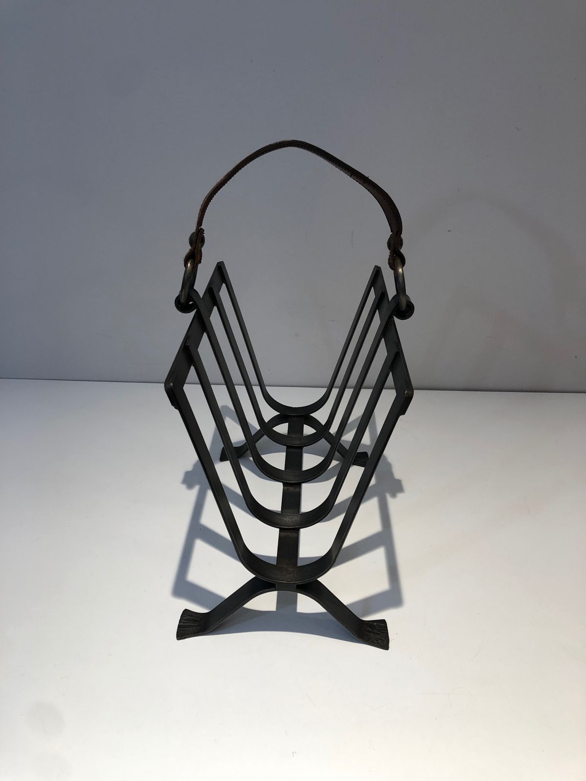 photo vintage Steel And Leather Magazine Rack