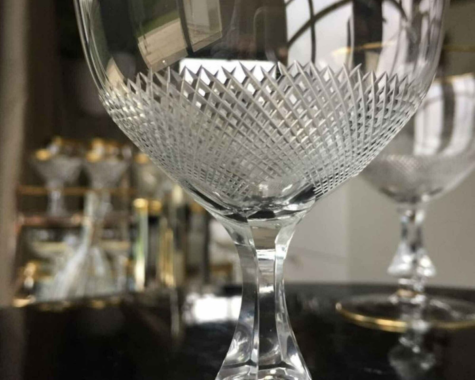 Moser Lloyd Wijnglazen | Kristal Geslepen | Wijngoblets | 6 Stuks | 24 Karaats Gouden Rand photo Woonaccessoires