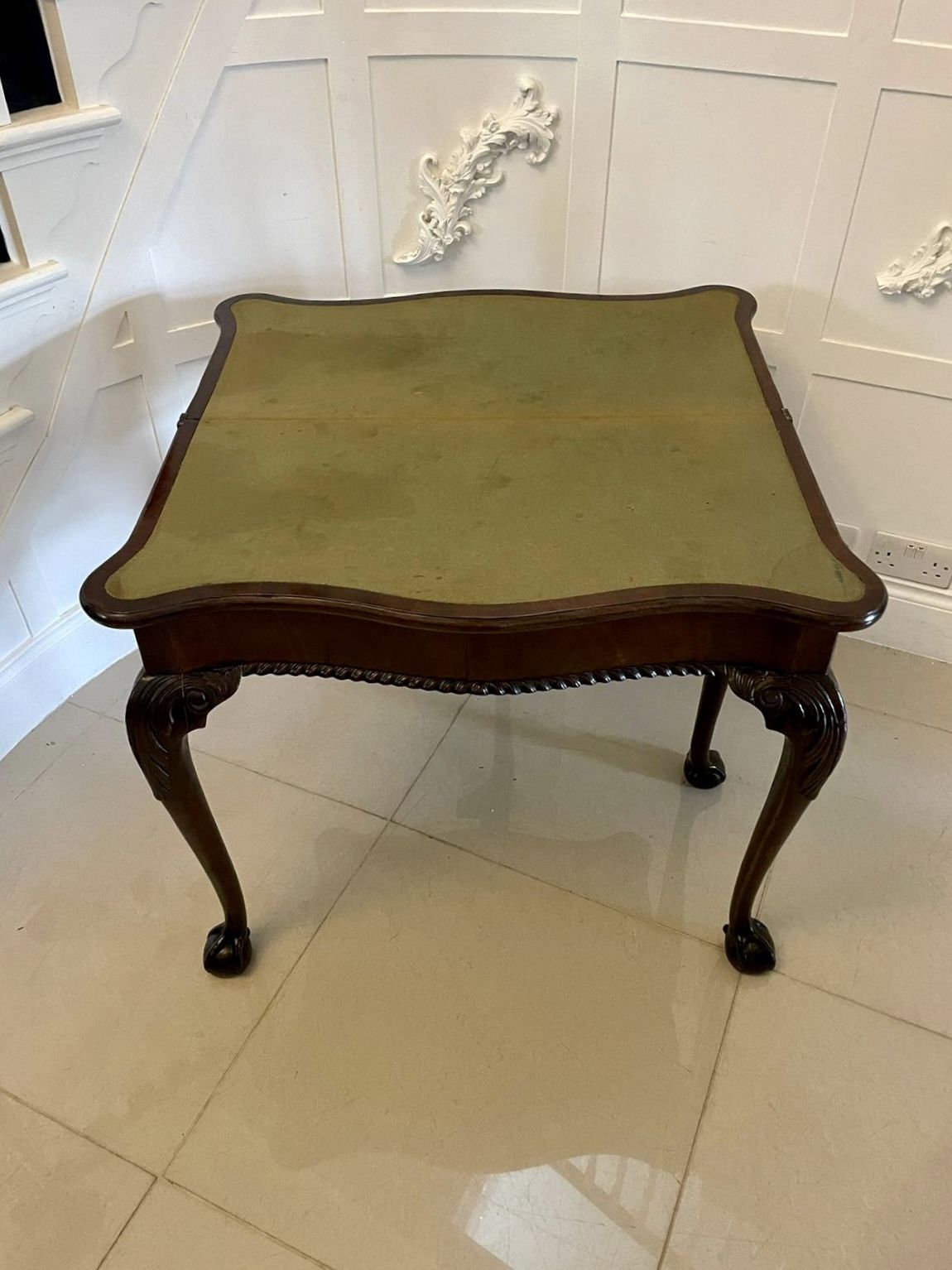 Superb Quality Antique Irish Carved Mahogany Card Table photo for sale