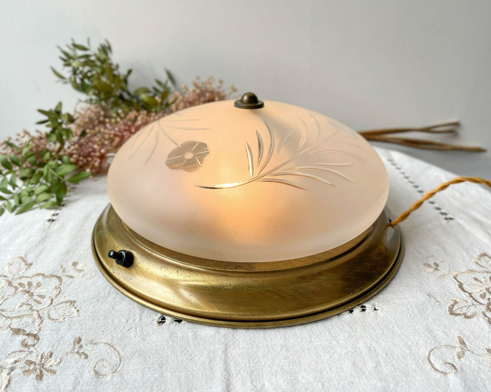 Vintage Table Lamp Globe In Old Chiseled Glass ~ Vintage Light Fixture ~ Original Lamp ~ Bedside Lamp ~ Art Deco Lamp ~ Table Lamp photo furniture