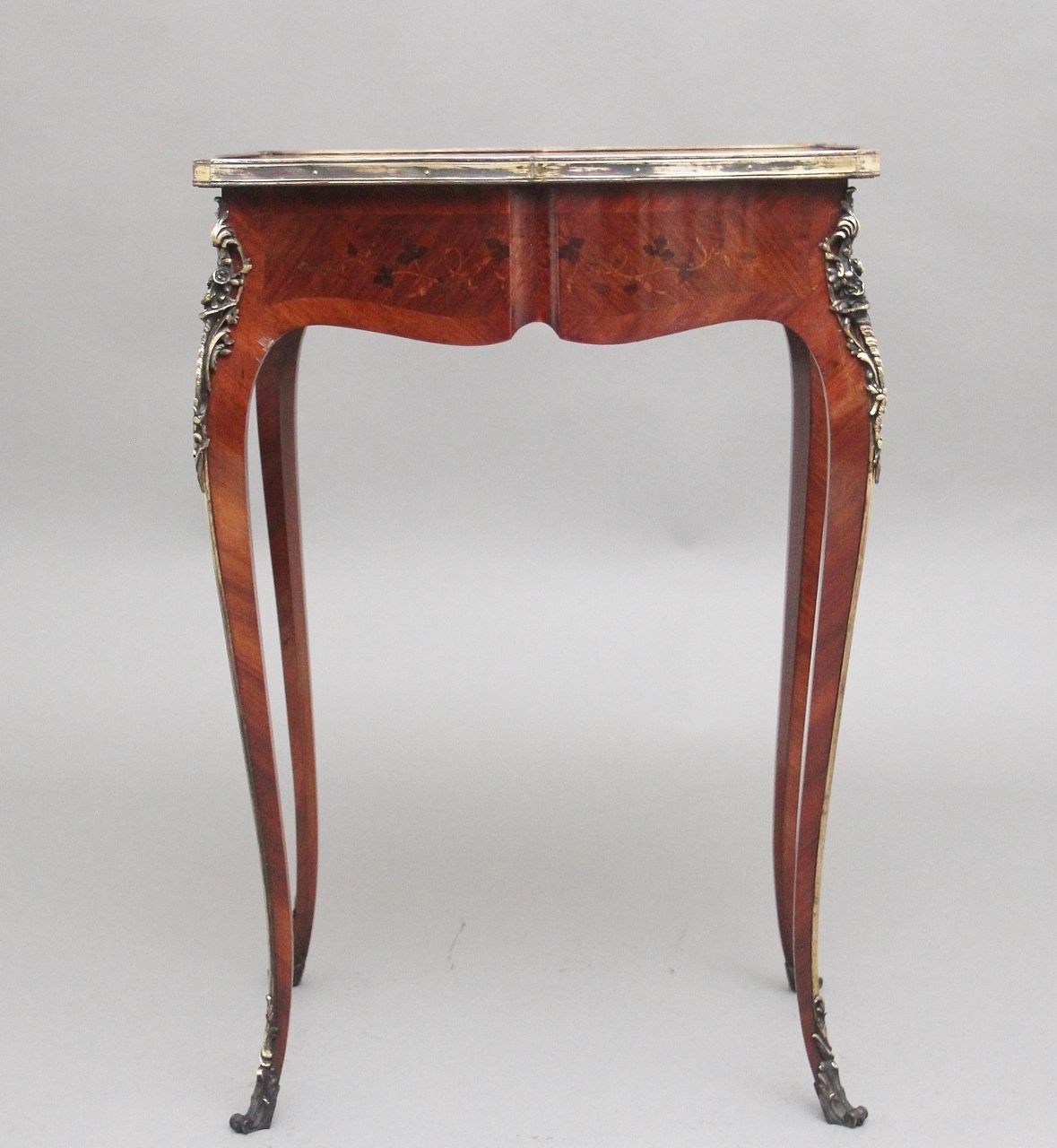 A Freestanding 19th Century French Kingwood And Marquetry Side Table photo vinterior