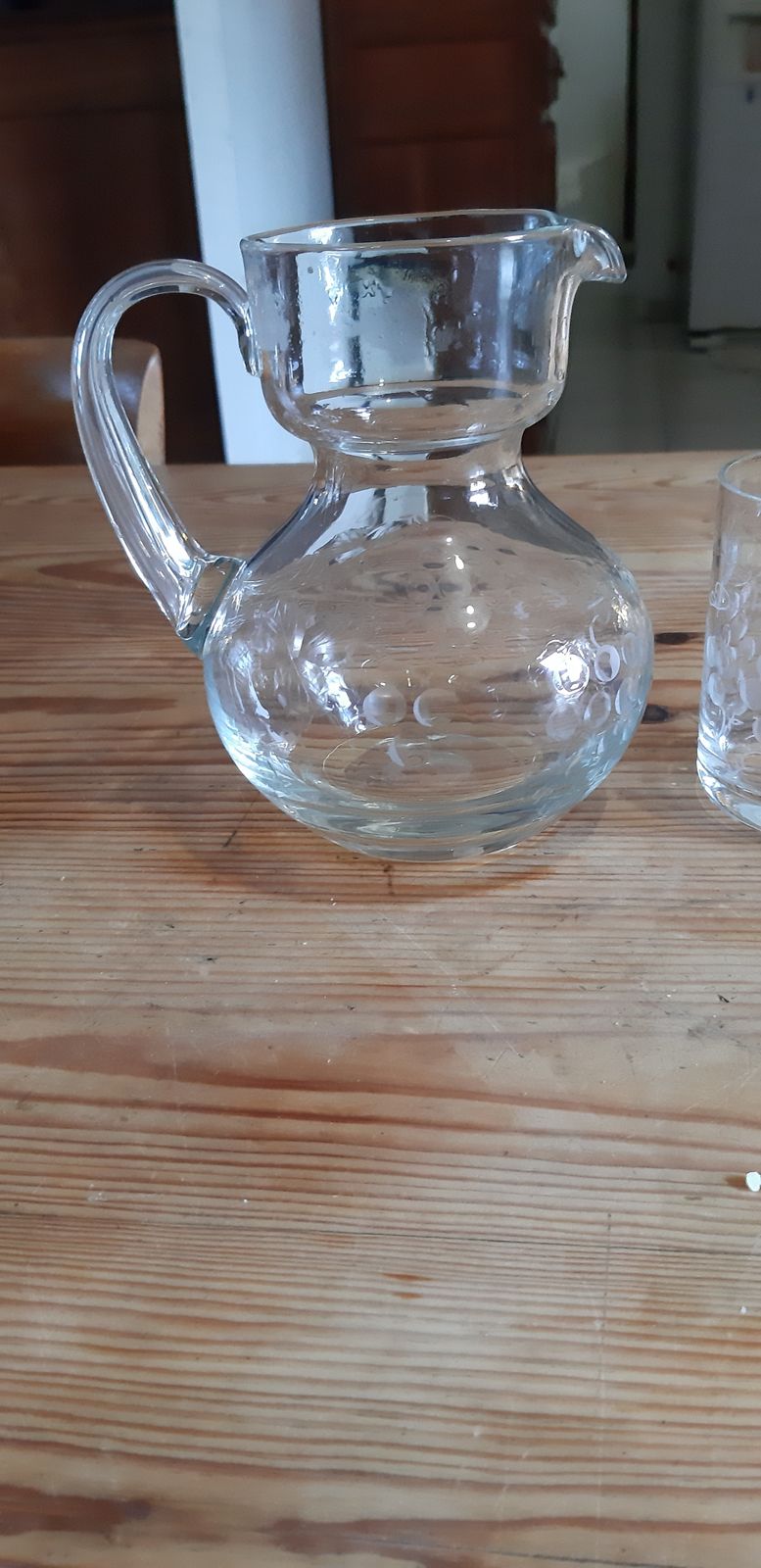Decanter And Night Glass In Crystal photo vinterior