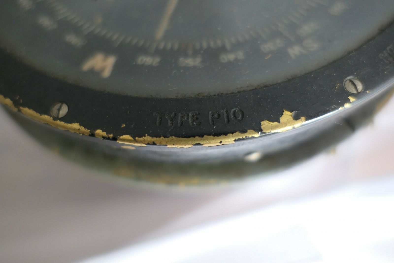 A Royal Air Force P10 Aircraft Compass No. 23145 T M photo vinterior
