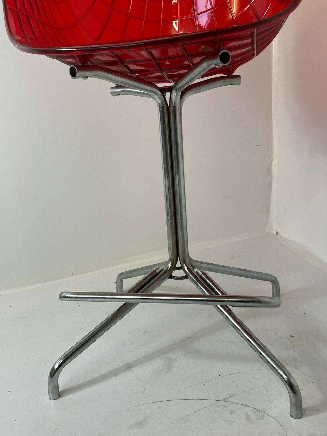 Christophe Pillet   Driade   Meridiana   Hard Plastic Design Bar Stool On Four Legged Base   Counter Height   Red photo vinterior