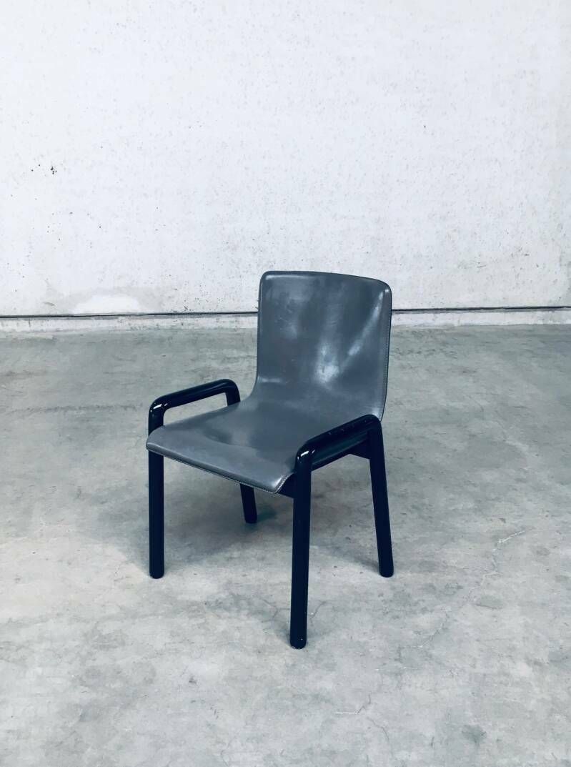 photo buy Postmodern Design Leren Eetkamerstoelen, Italië, Jaren 1980