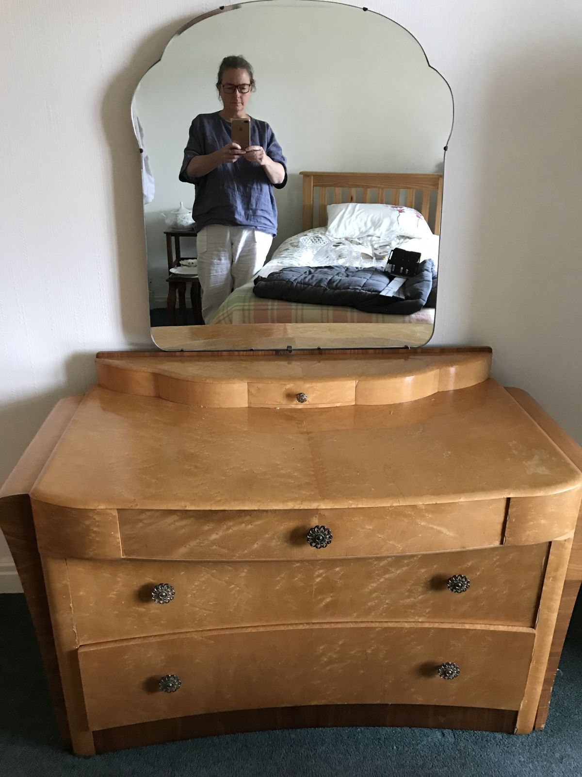 3 Piece Art Deco Bedroom Suite. photo Furniture