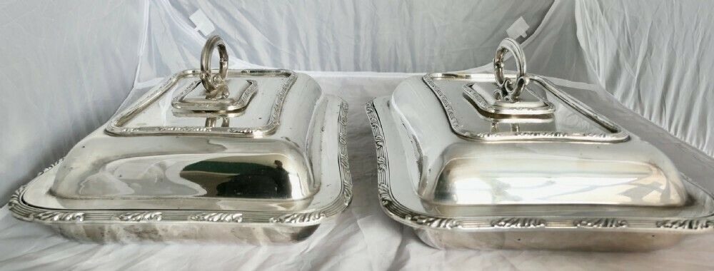 A Pair Of Edwardian Silver Plated Entree Dishes By Hukin And Heath photo furniture