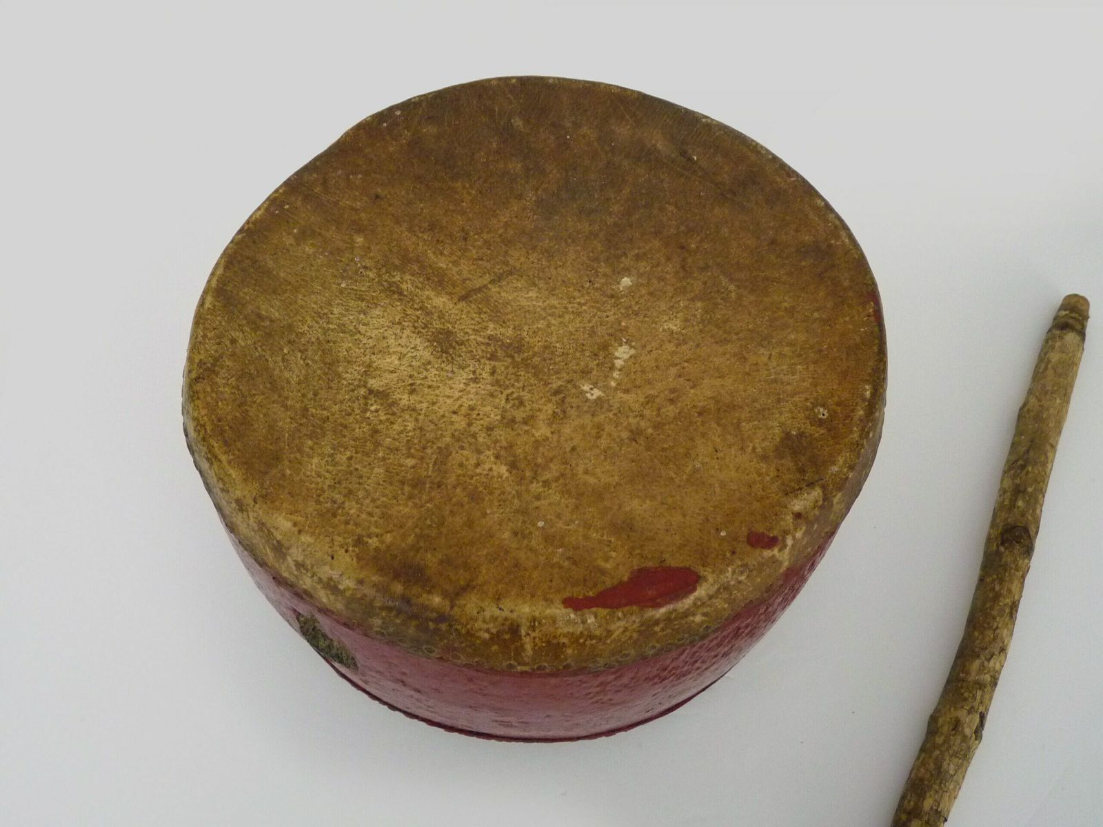 Tambour chinois traditionnel rouge à deux peaux, dit tambour céleste, XIXe siècle photo 326.56