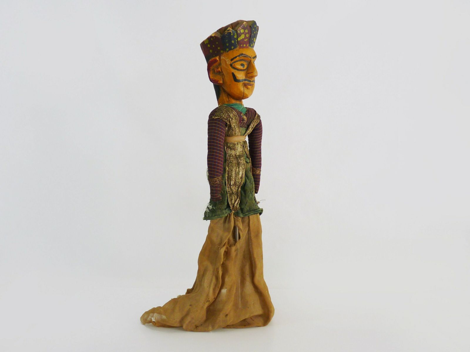 Large Vintage Indonesian Wayang Golek Puppet Carved In Wood And Fabrics photo buy