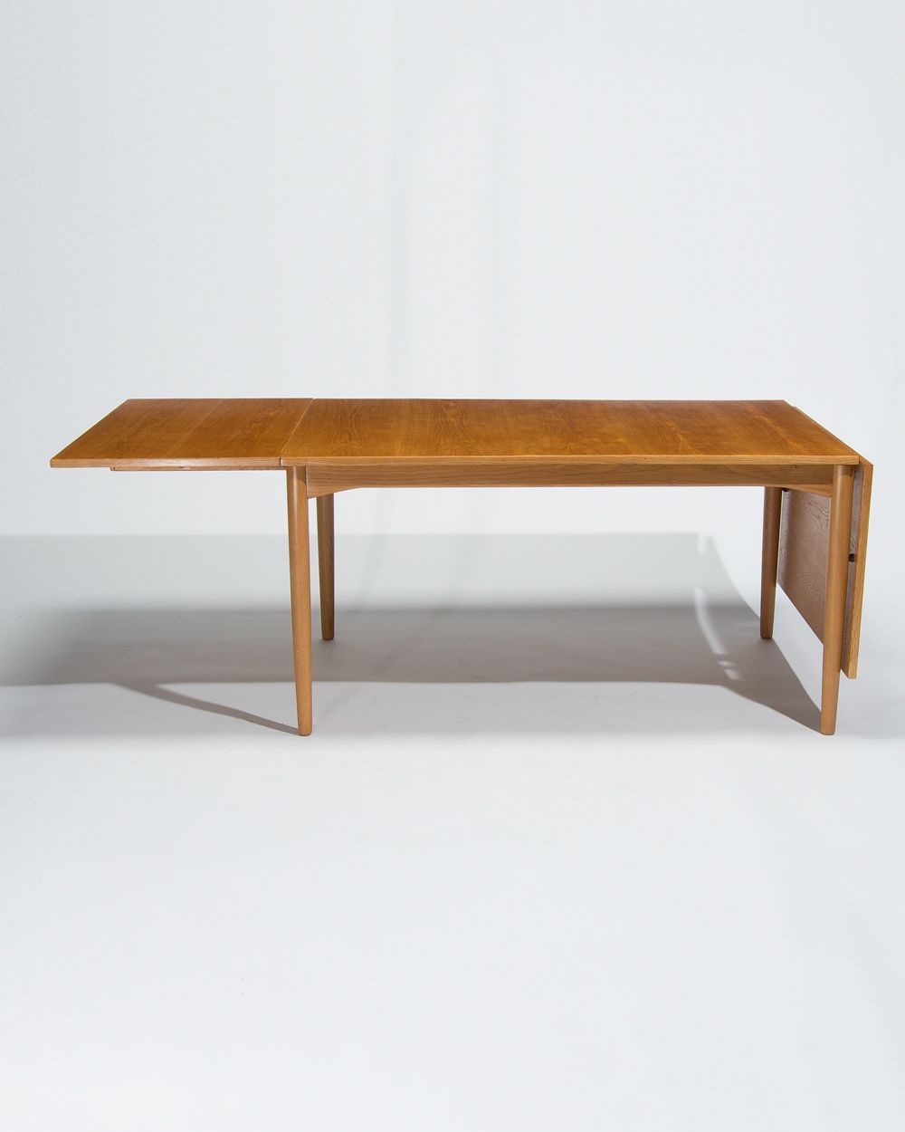 photo furniture Mid Century Danish Dining Table In Oak By Borge Mogensen, 1960’s