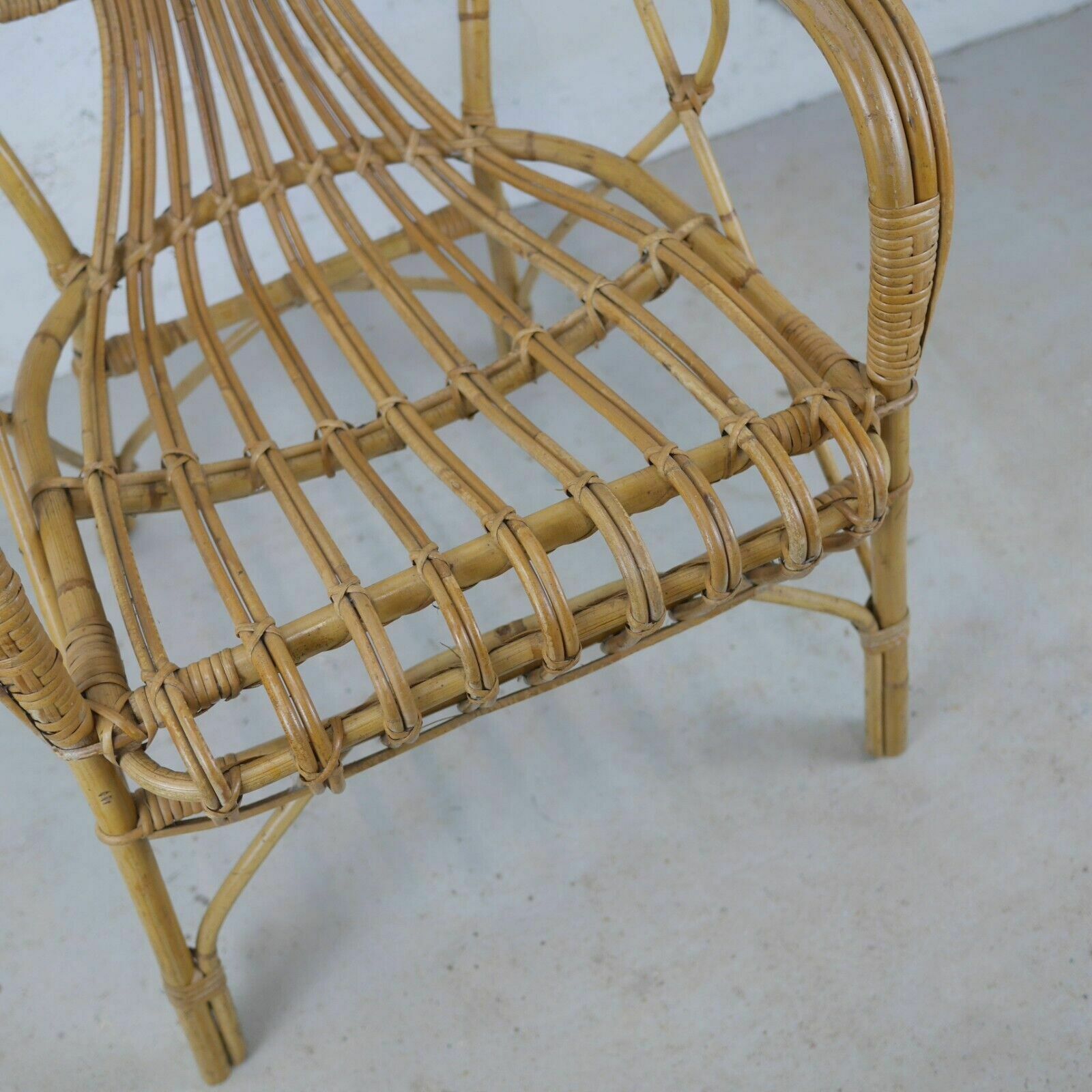 photo furniture Vintage Mid Century Bamboo Cane Carver Chair Boho Tiki Franco Albini Style