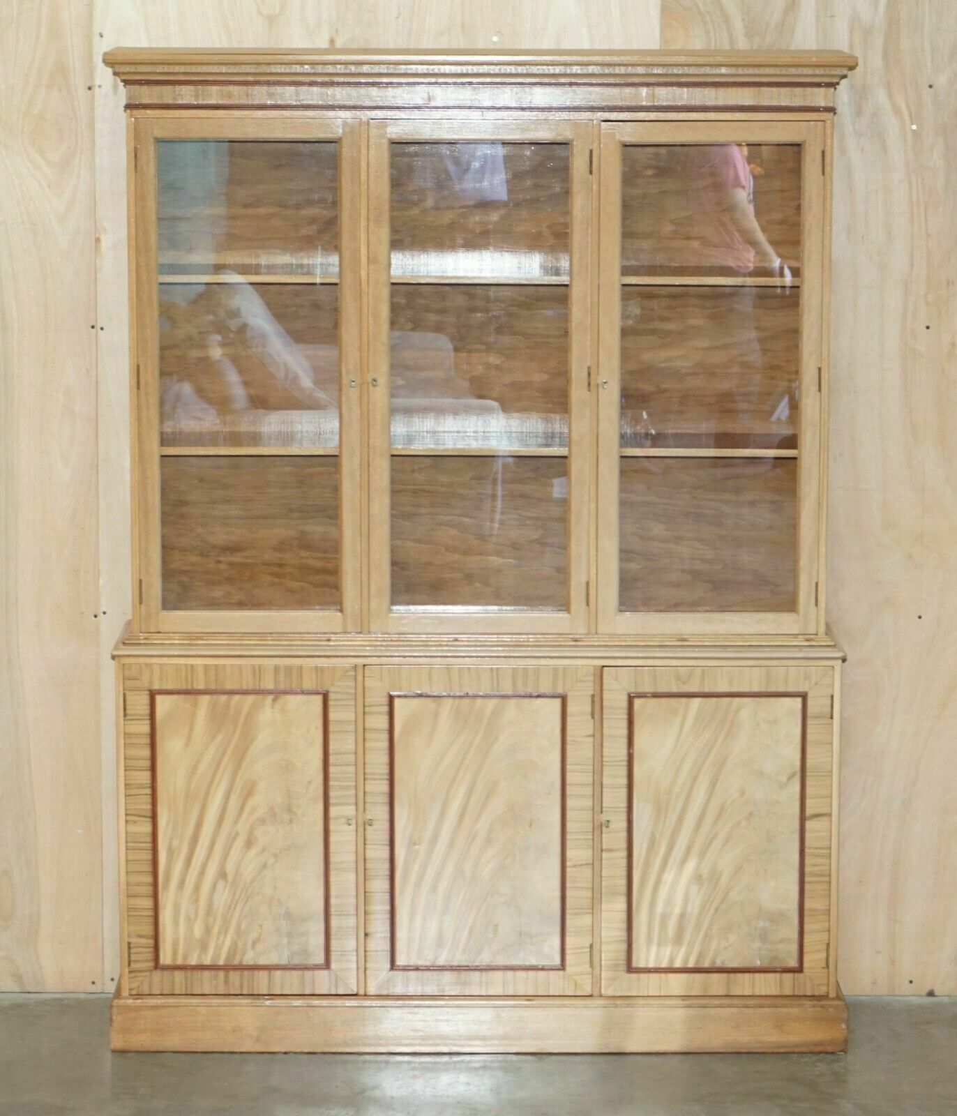 Davind Linley Style Satinwood Walnut & Rosewood Library Bookcase Cupboard Base photo furniture