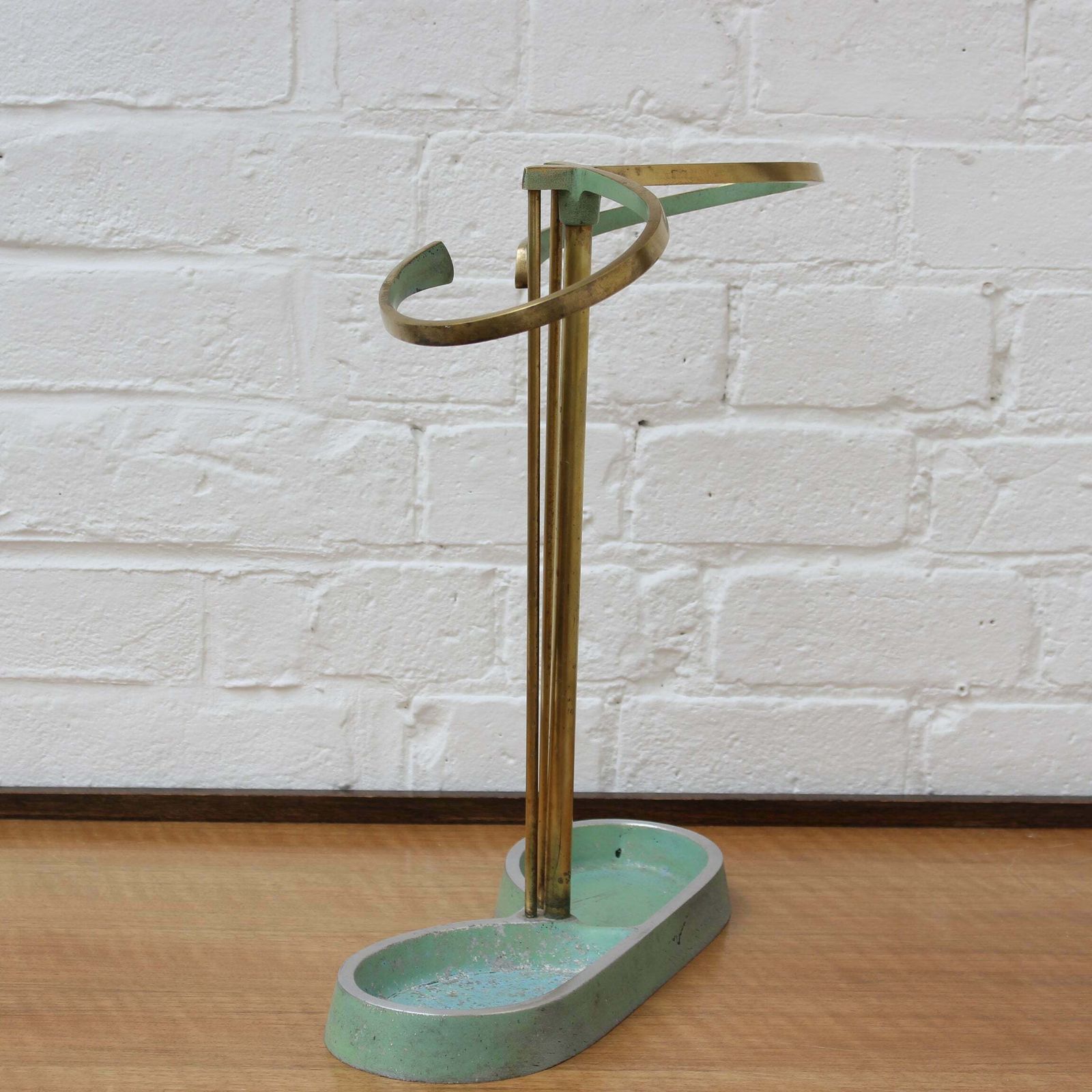 Mid Century Modern Brass Umbrella Stand Attributed To Artes H&H Seefried Steppach (Circa 1950s) photo Furniture