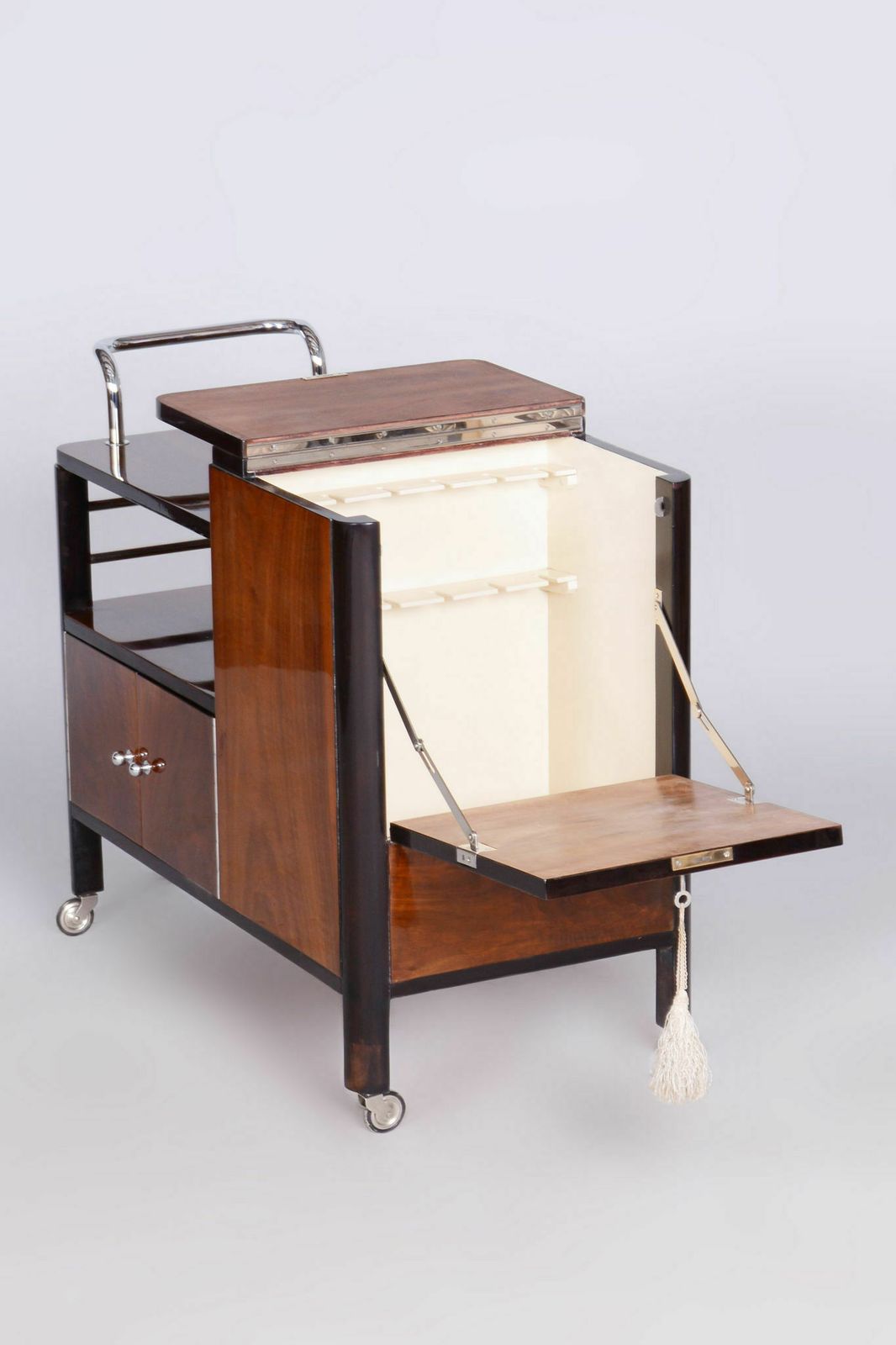 Restored Artdeco Walnut Trolley By Thonet, Chrome Plated Steel, Czechia, 1930s photo vinterior