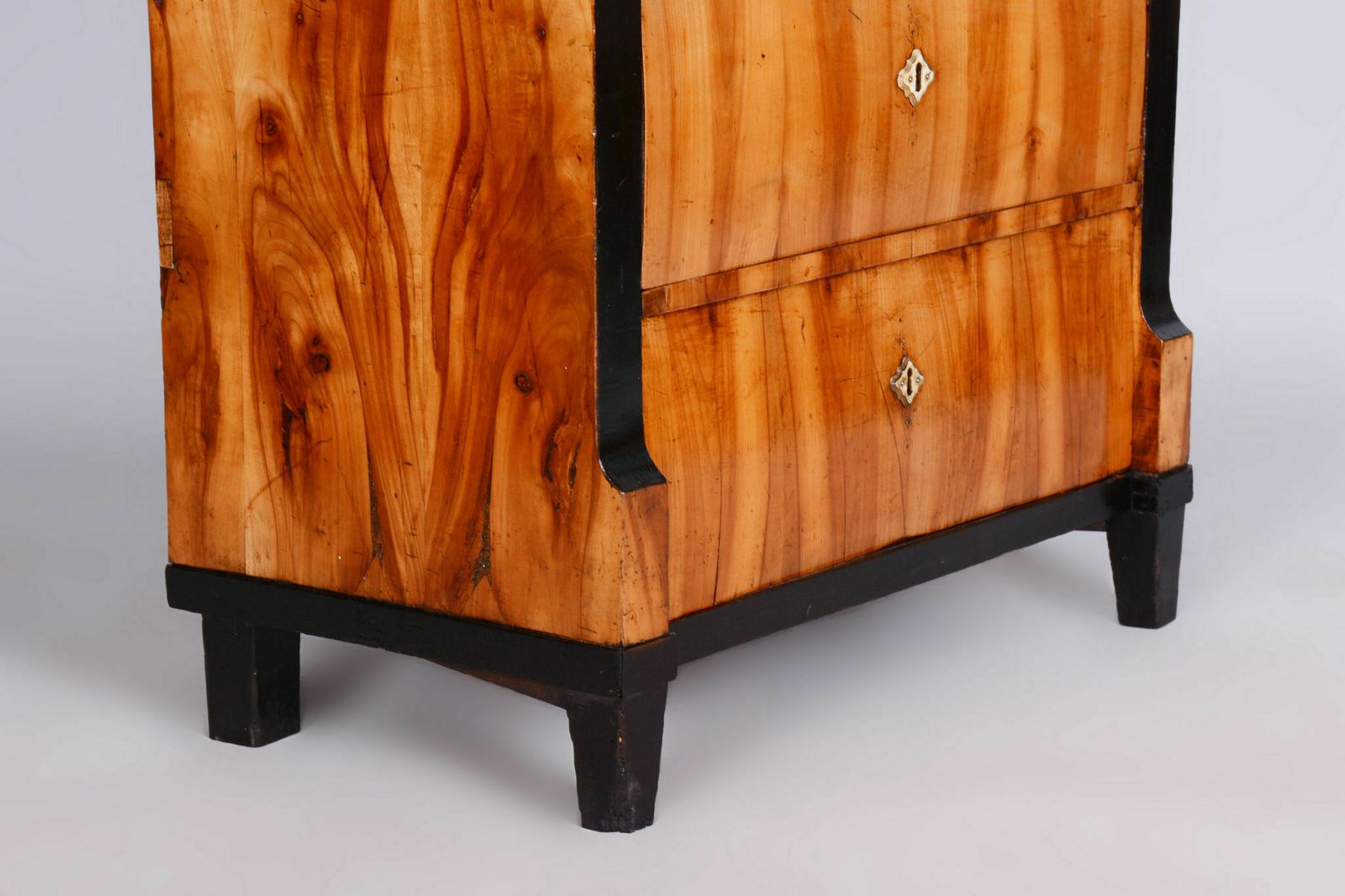 Restored Biedermeier Cherry Tree Etagere, Revived Polish, Vienna, Austria, 1810s photo vinterior